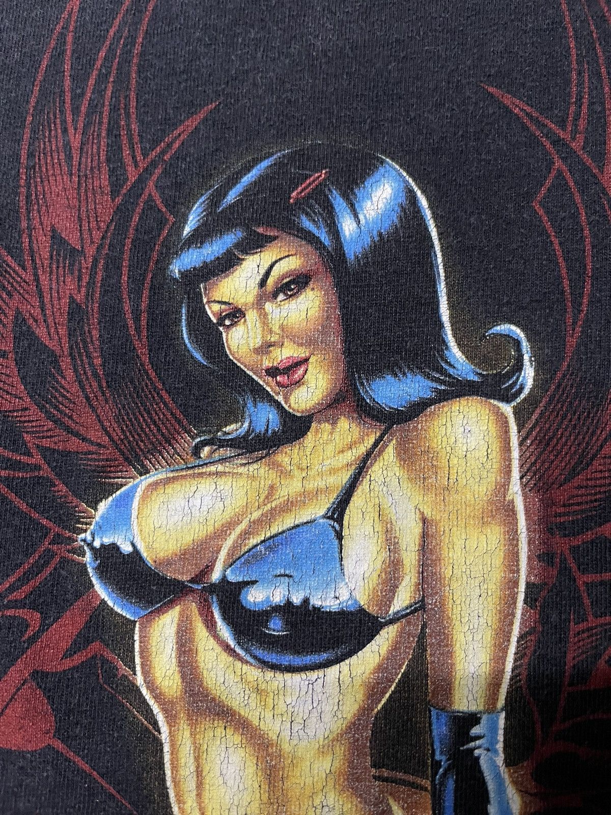 Vintage Vintage Y2K Hart Huntington Girl By Tattoo Company Tee Size US XXL / EU 58 / 5 - 4 Thumbnail