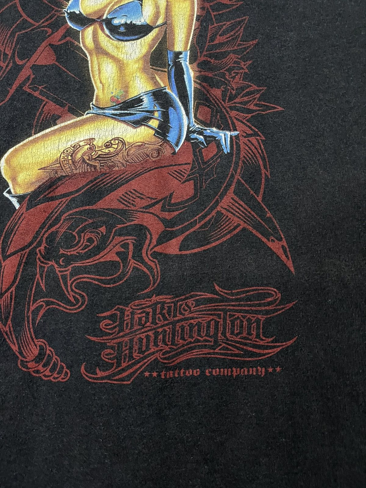 Vintage Vintage Y2K Hart Huntington Girl By Tattoo Company Tee Size US XXL / EU 58 / 5 - 5 Thumbnail