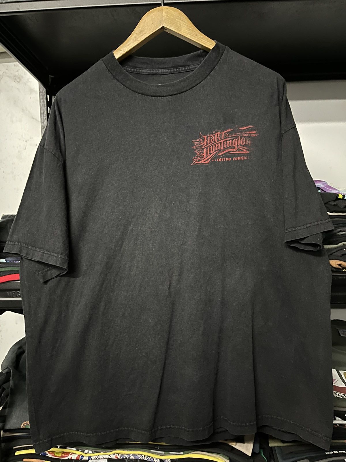 Vintage Vintage Y2K Hart Huntington Girl By Tattoo Company Tee Size US XXL / EU 58 / 5 - 7 Thumbnail