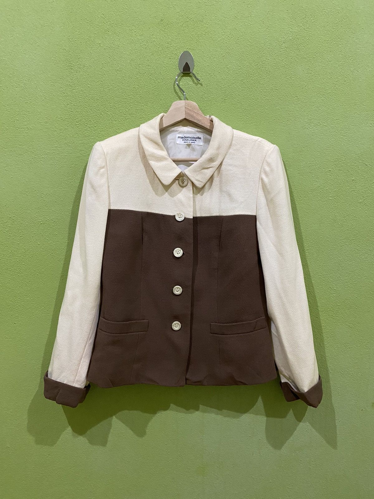 image of Mademoiselle Non Non Modemoiselle Kimijima Button Nice Design Jacket in Milk Brown (Size Medium)