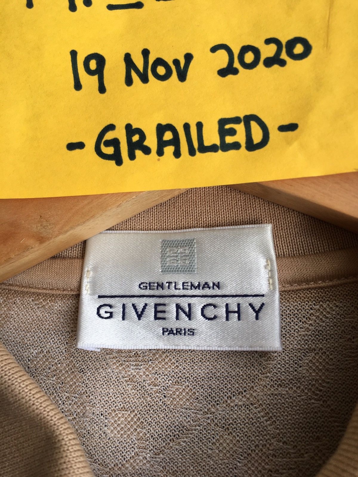 Givenchy Vintage Givenchy Collared Shirt Size US S / EU 44-46 / 1 - 12 Thumbnail