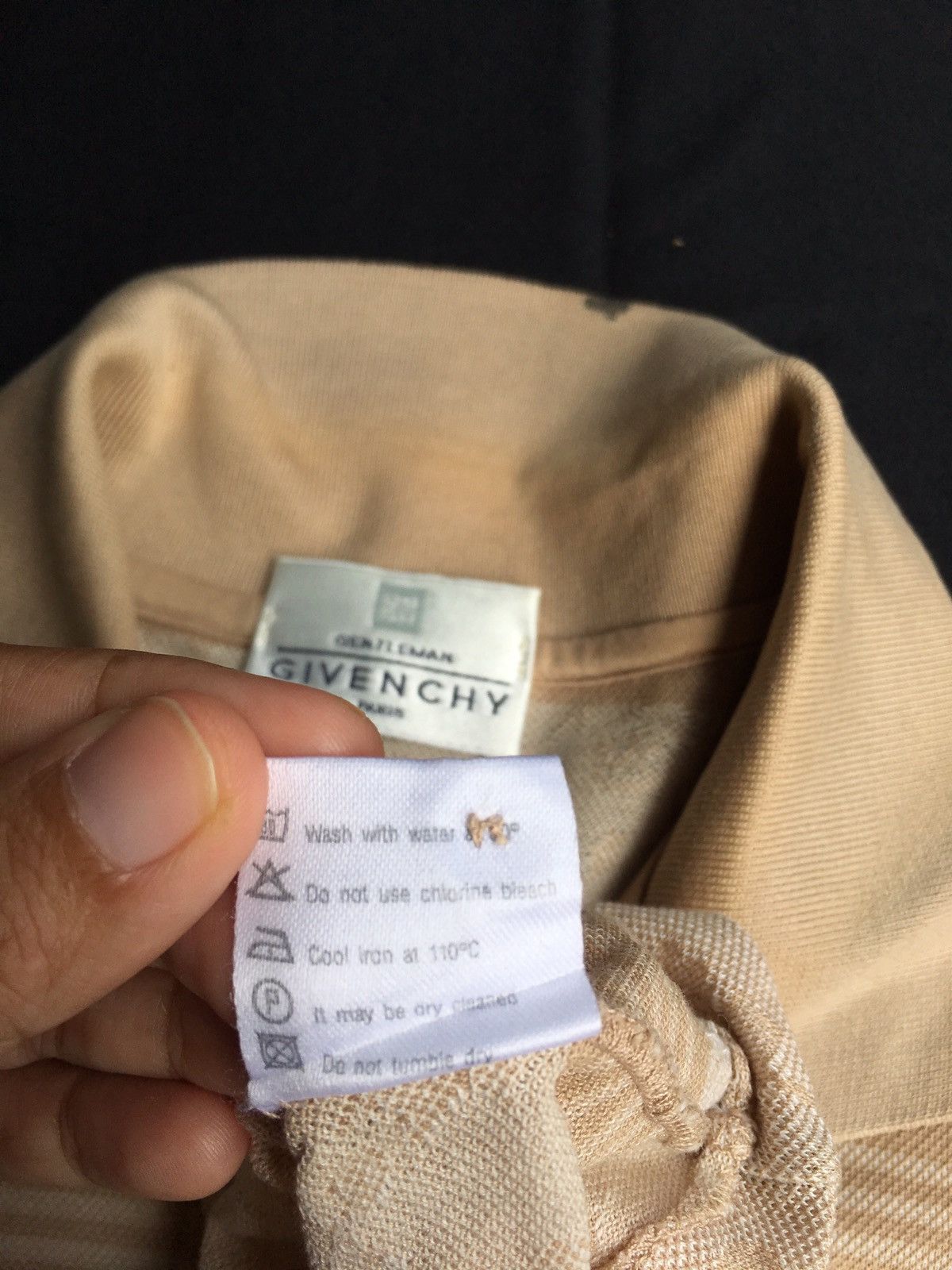 Givenchy Vintage Givenchy Collared Shirt Size US S / EU 44-46 / 1 - 16 Thumbnail