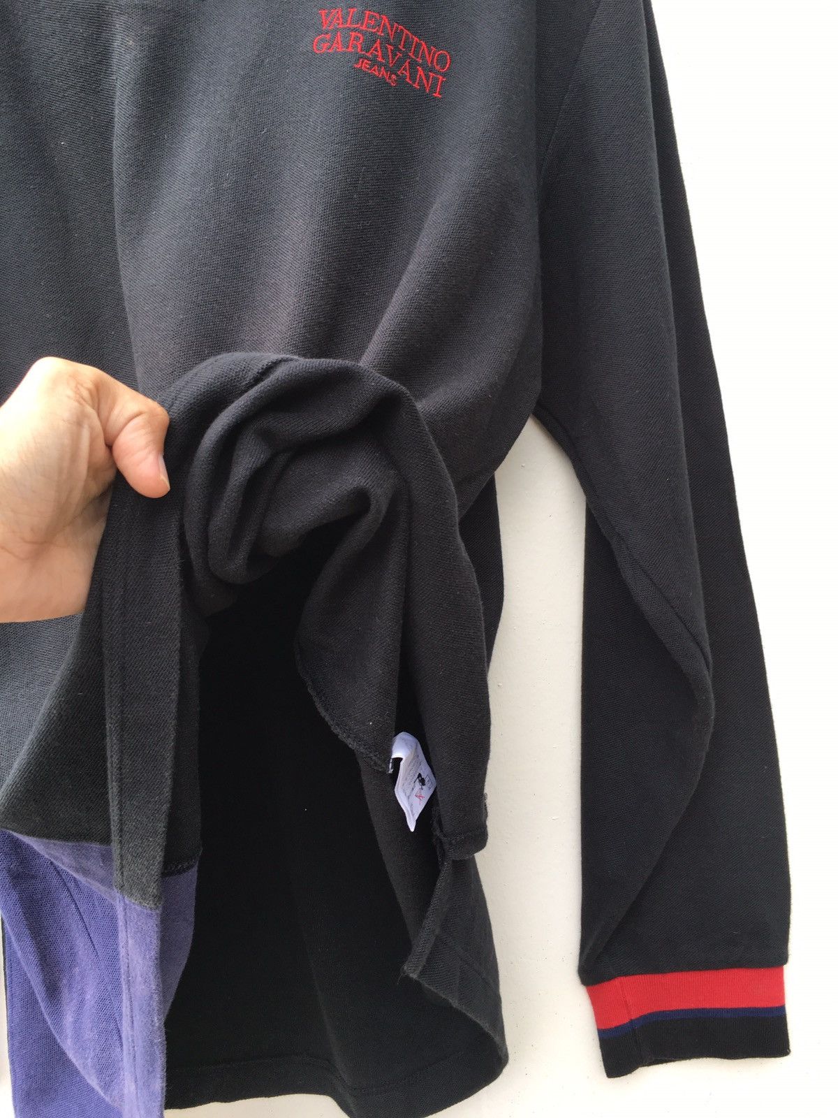 Valentino Vintage 90s Valentino Garavani Spellout Longsleeve Size US L / EU 52-54 / 3 - 12 Thumbnail