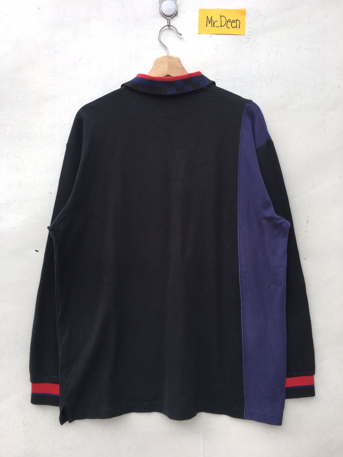 Valentino Vintage 90s Valentino Garavani Spellout Longsleeve Size US L / EU 52-54 / 3 - 9 Thumbnail