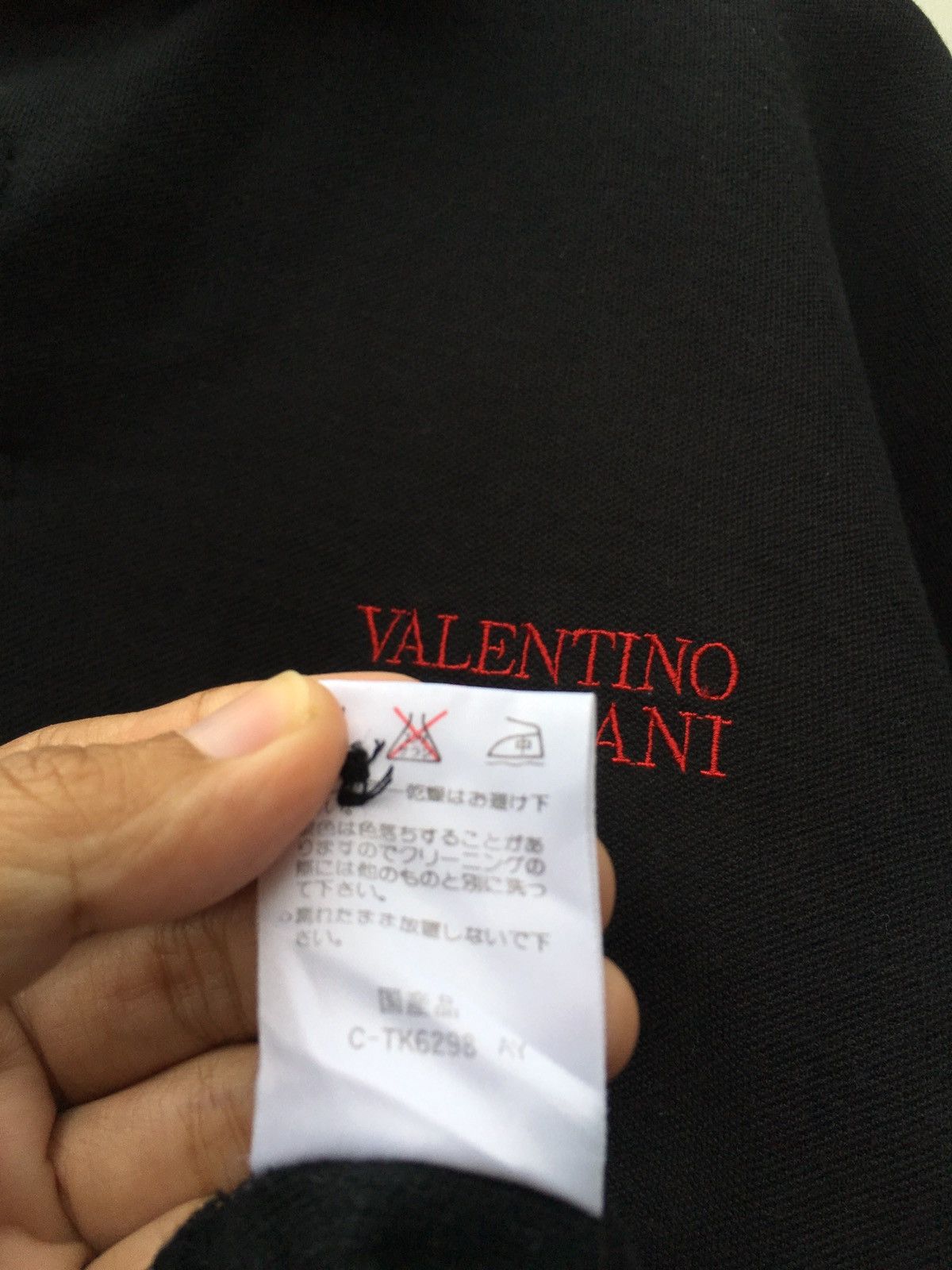 Valentino Vintage 90s Valentino Garavani Spellout Longsleeve Size US L / EU 52-54 / 3 - 13 Thumbnail