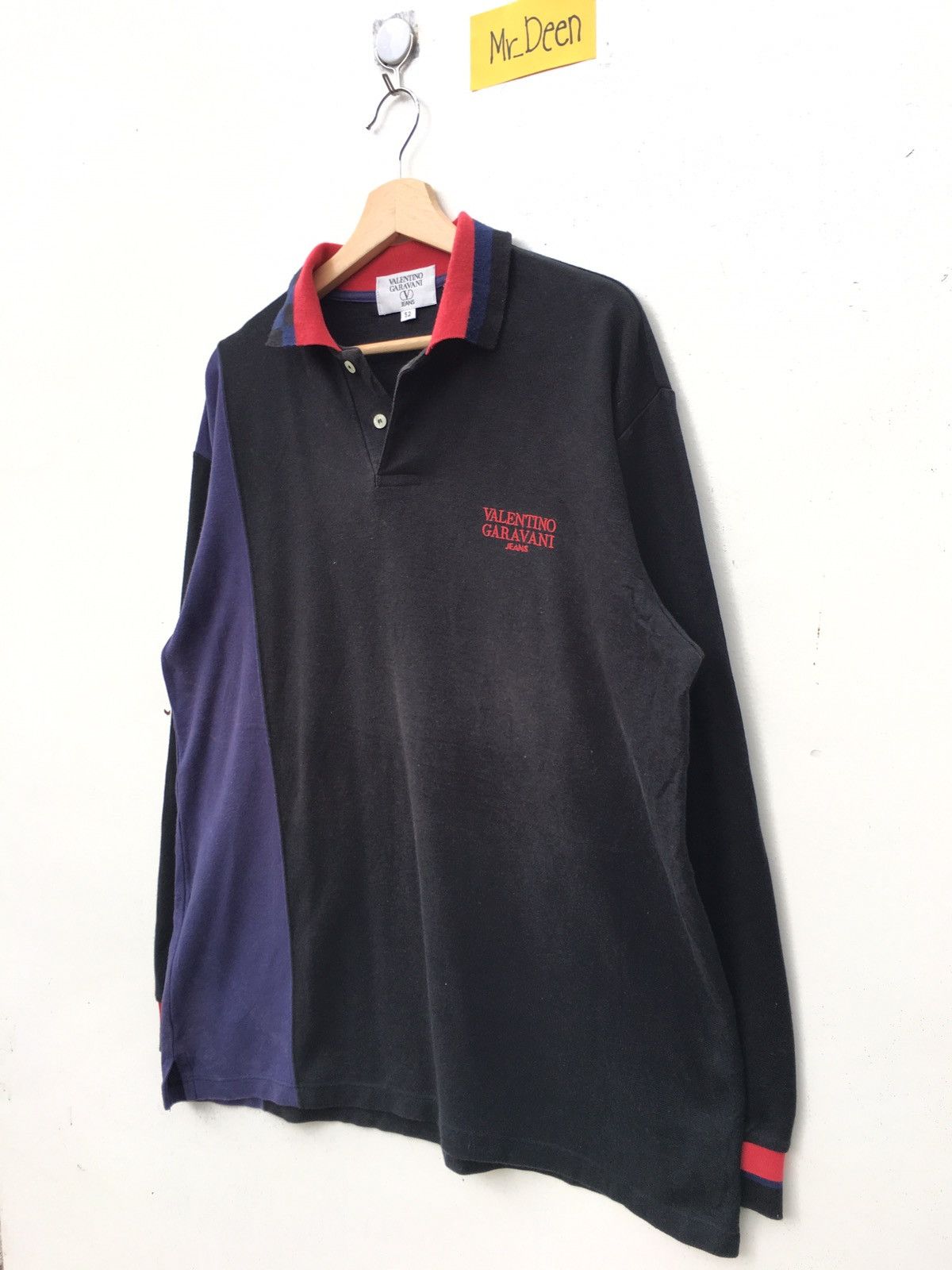 Valentino Vintage 90s Valentino Garavani Spellout Longsleeve Size US L / EU 52-54 / 3 - 4 Thumbnail