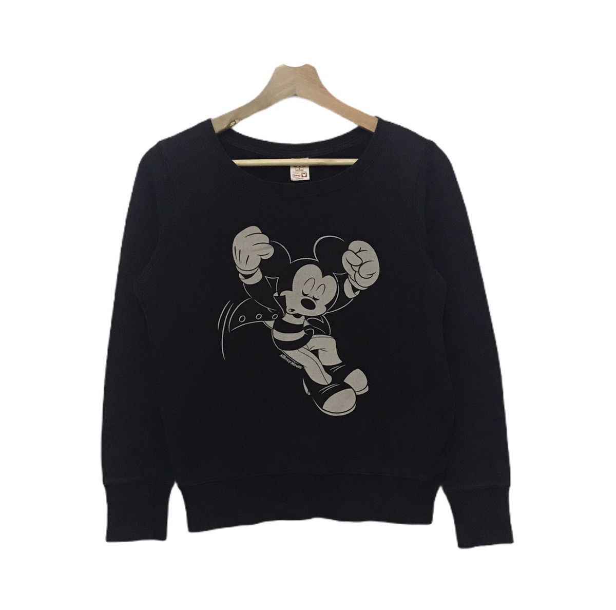 Disney × Mickey Mouse Vintage Disney Mickey Mouse X Uniqlo Sweatshirt Big Logo Size US S / EU 44-46 / 1 - 1 Thumbnail