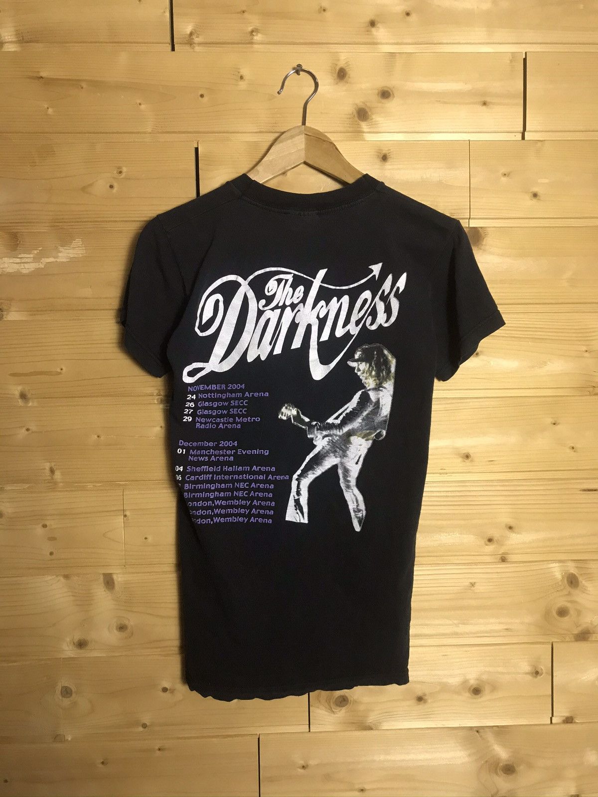 Band Tees Vintage The Darkness 2004 tour shirt Size US XS / EU 42 / 0 - 1 Thumbnail
