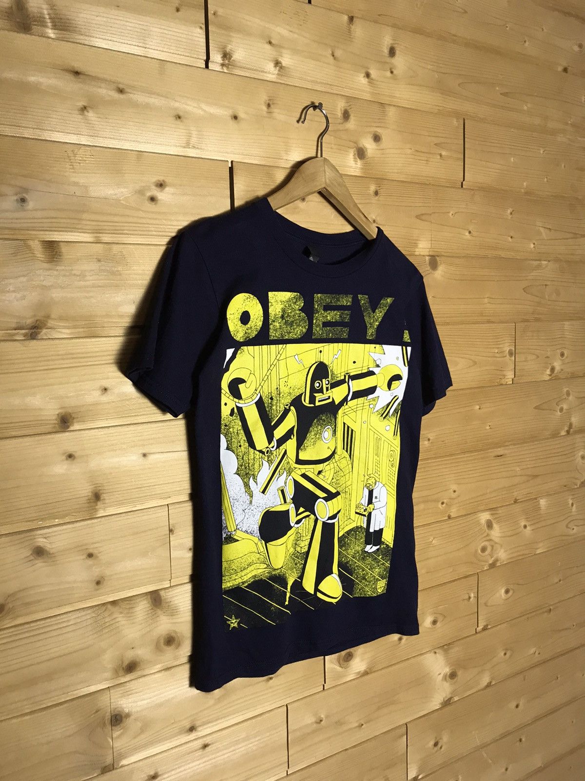 Obey Vintage Obey graphics t-shirt Size US S / EU 44-46 / 1 - 3 Thumbnail