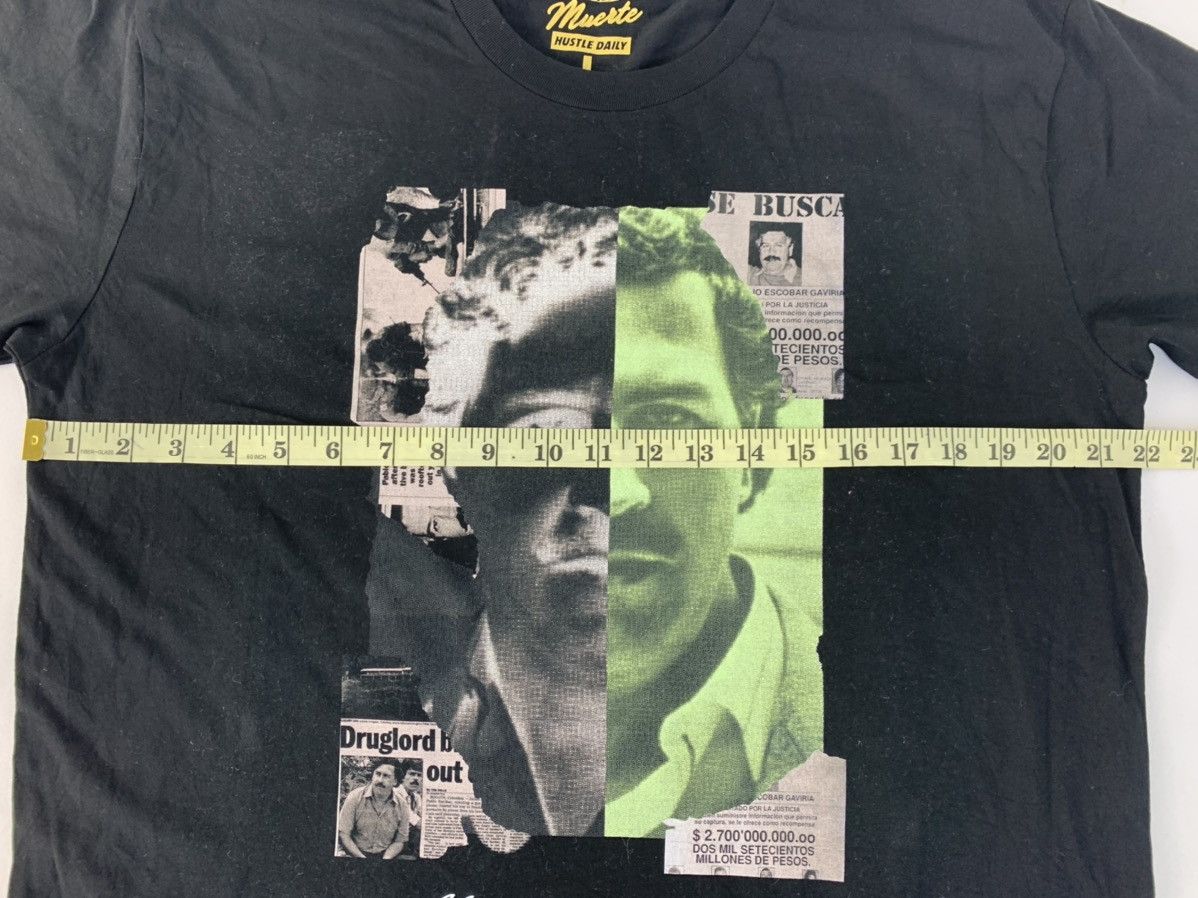 Vintage Muerte Hustle Daily Pablo Escobar Drug Lord Big Graphic Tee Size US L / EU 52-54 / 3 - 6 Thumbnail