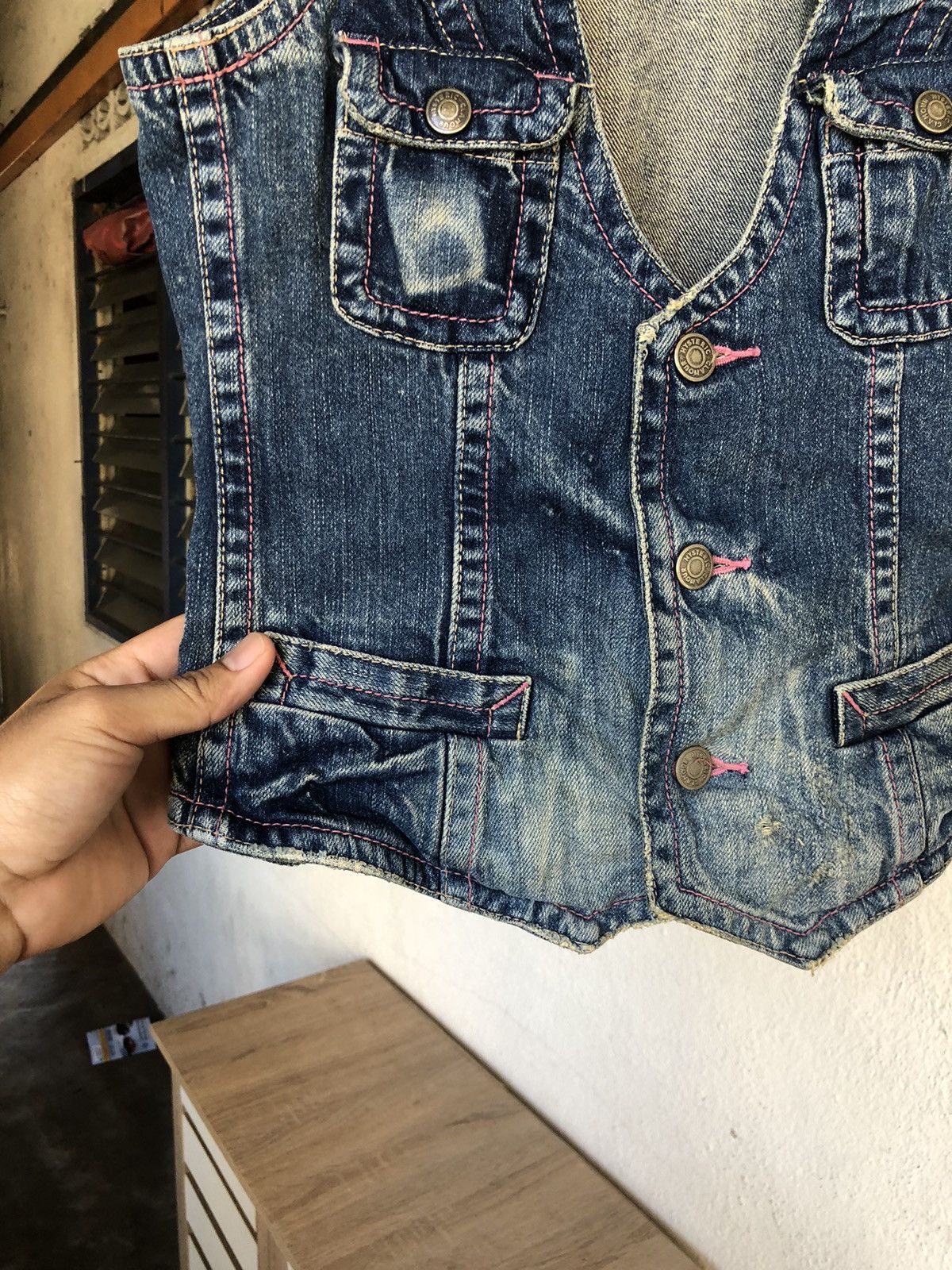 Hysteric Glamour Vintage Hysteric Glamour Distressed Denim Vest Jacket Size XXS / US 00 / IT 34 - 12 Thumbnail