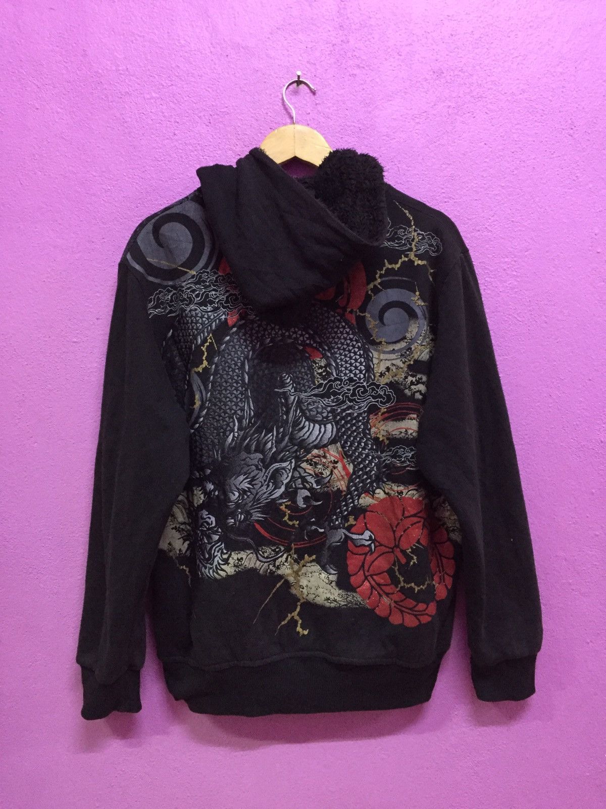 Japanese Brand Vintage Japanese Dragon Big Logo Hoodies Size LL Size US L / EU 52-54 / 3 - 2 Thumbnail
