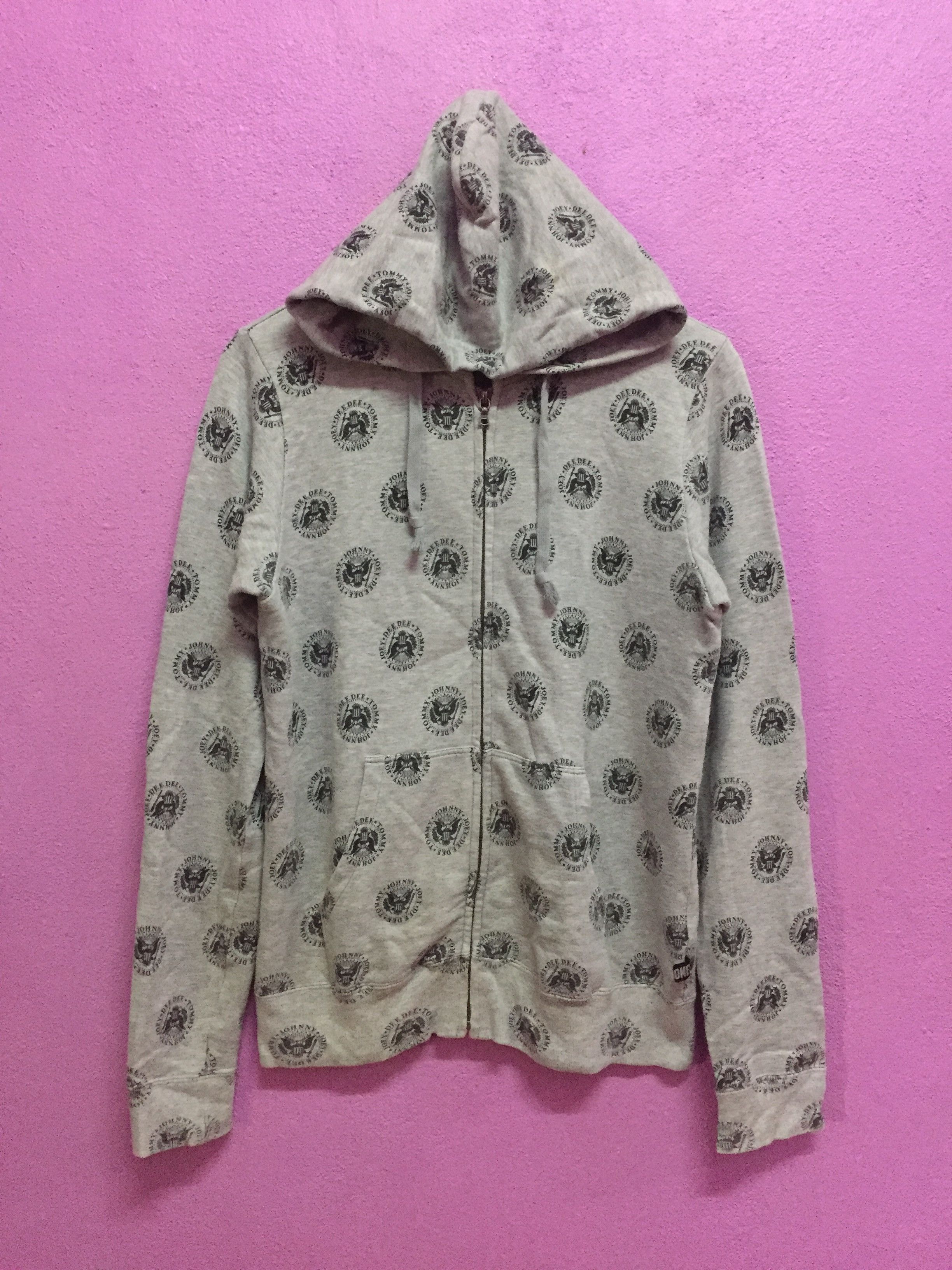 Band Tees Hysteric Glamour x Ramones Fullprints Hoodies Size M Size US M / EU 48-50 / 2 - 1 Thumbnail