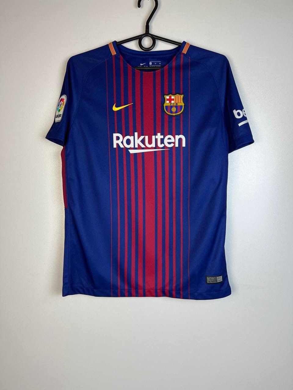 Vintage Barcelona Nike Messi 10 vintage t-shirt size S Size US S / EU 44-46 / 1 - 1 Thumbnail