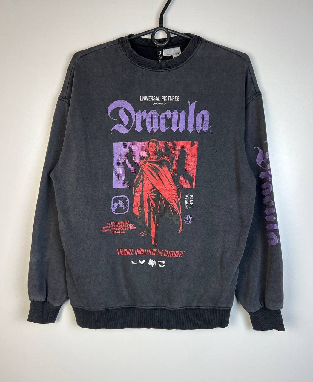Vintage Dracula vintage sweatshirt size XS Size US XS / EU 42 / 0 - 1 Thumbnail