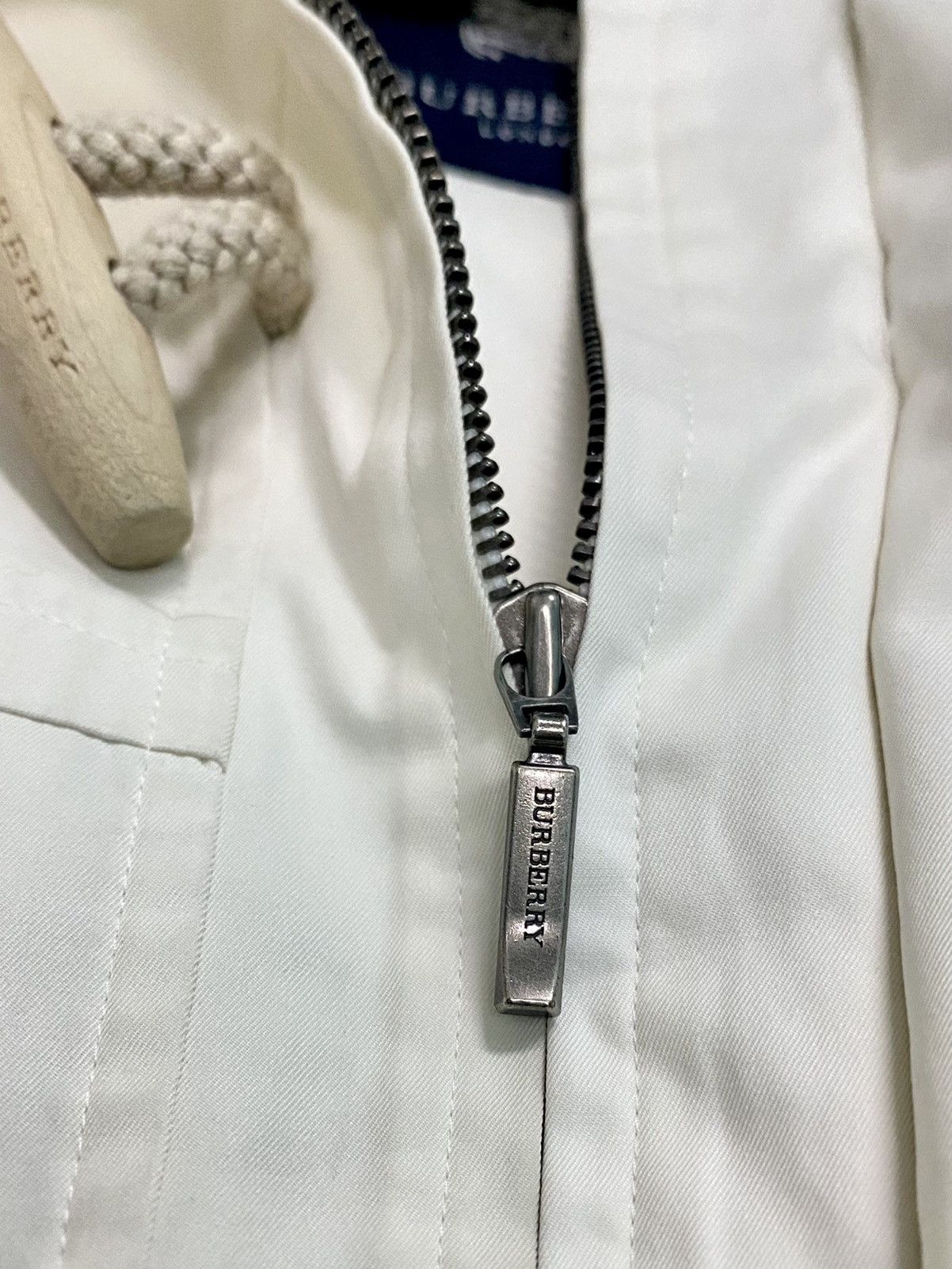 Burberry × Burberry Prorsum ❌❌DELETE SOON❌❌Full zipper Light Jacket By Burberry London. Size US M / EU 48-50 / 2 - 5 Thumbnail