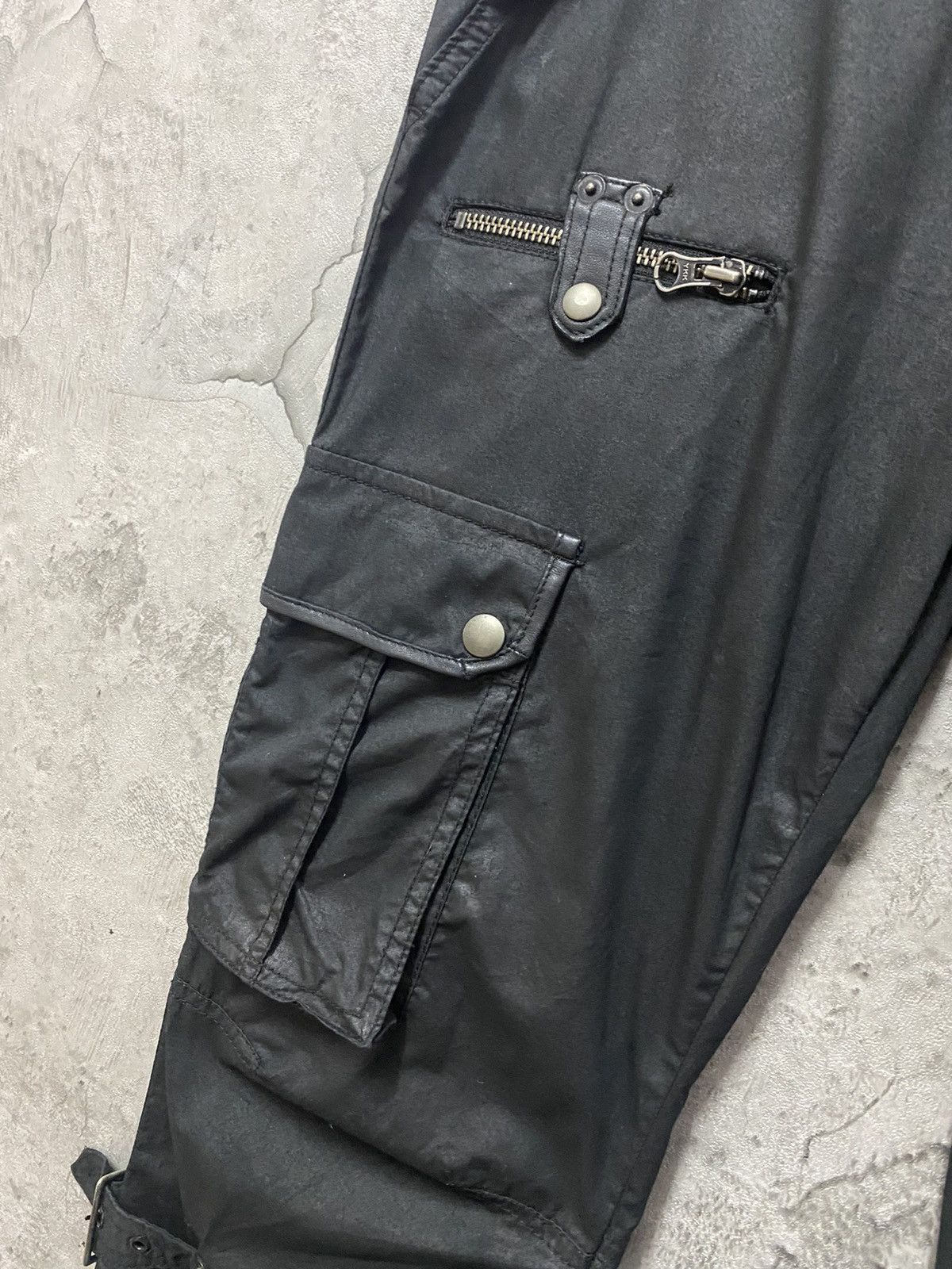 Designer × Japanese Brand CustomCulture Japan Parasite Bondage Utility Cargo Pants Size US 30 / EU 46 - 12 Thumbnail