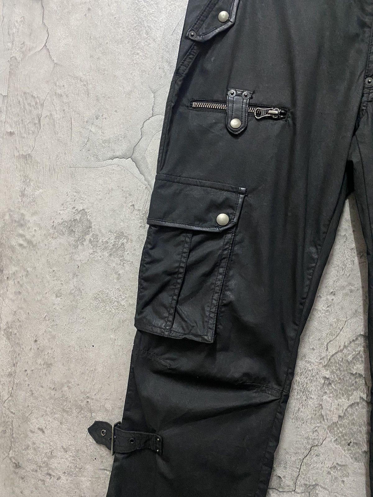 Designer × Japanese Brand CustomCulture Japan Parasite Bondage Utility Cargo Pants Size US 30 / EU 46 - 8 Thumbnail