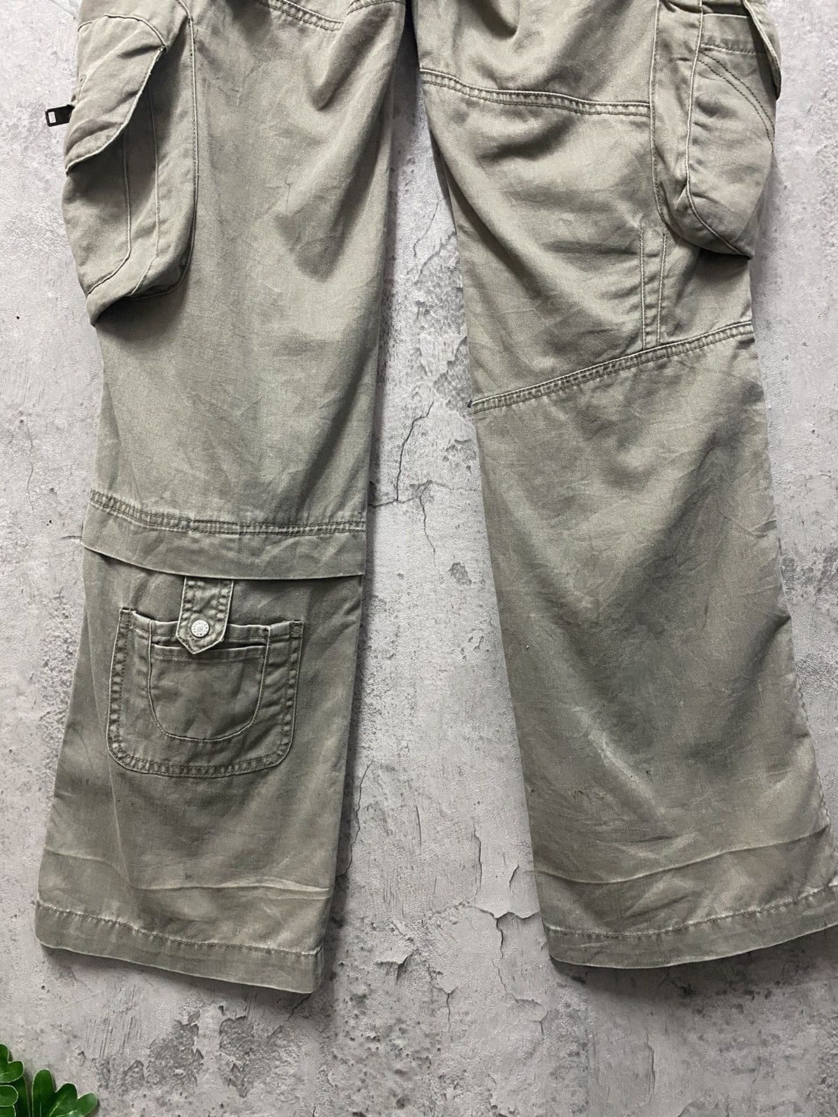Designer × Japanese Brand Vanilla sky Japan Reconstructed Gas Mask Cargo Pants Vintage Size US 30 / EU 46 - 16 Thumbnail