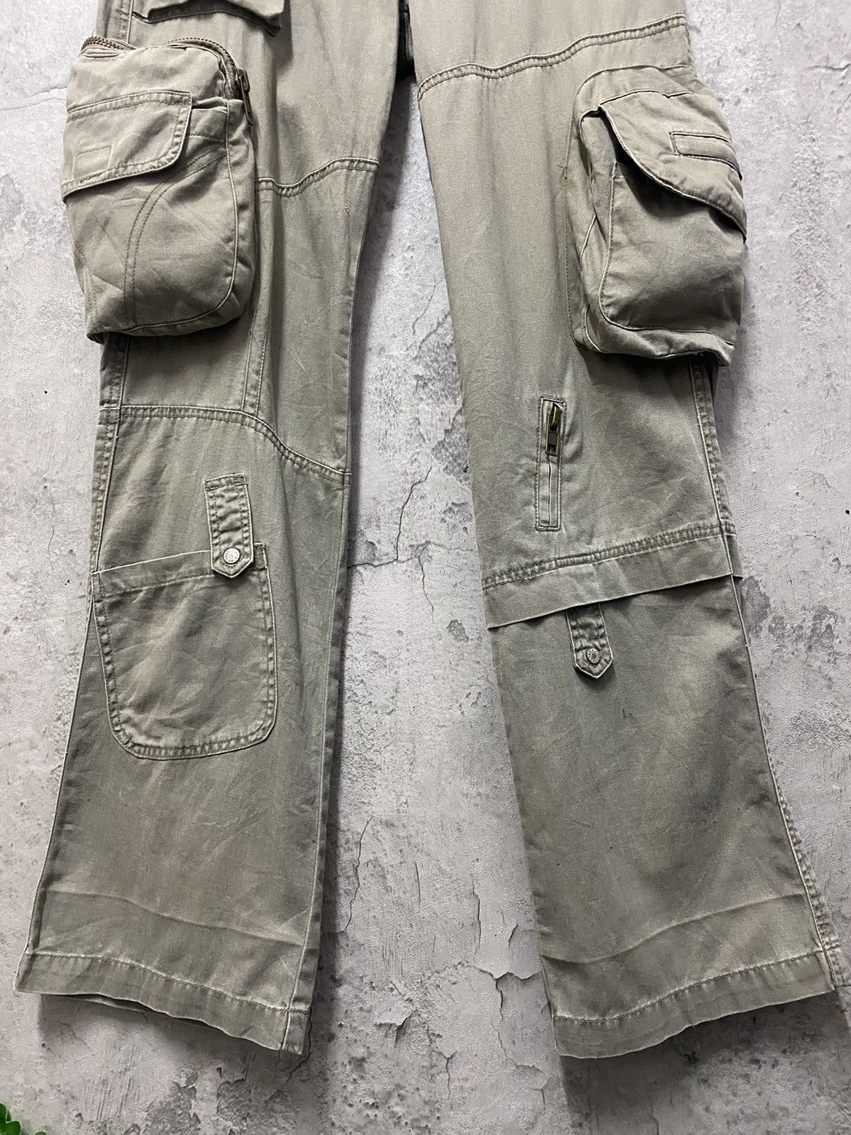 Designer × Japanese Brand Vanilla sky Japan Reconstructed Gas Mask Cargo Pants Vintage Size US 30 / EU 46 - 11 Thumbnail