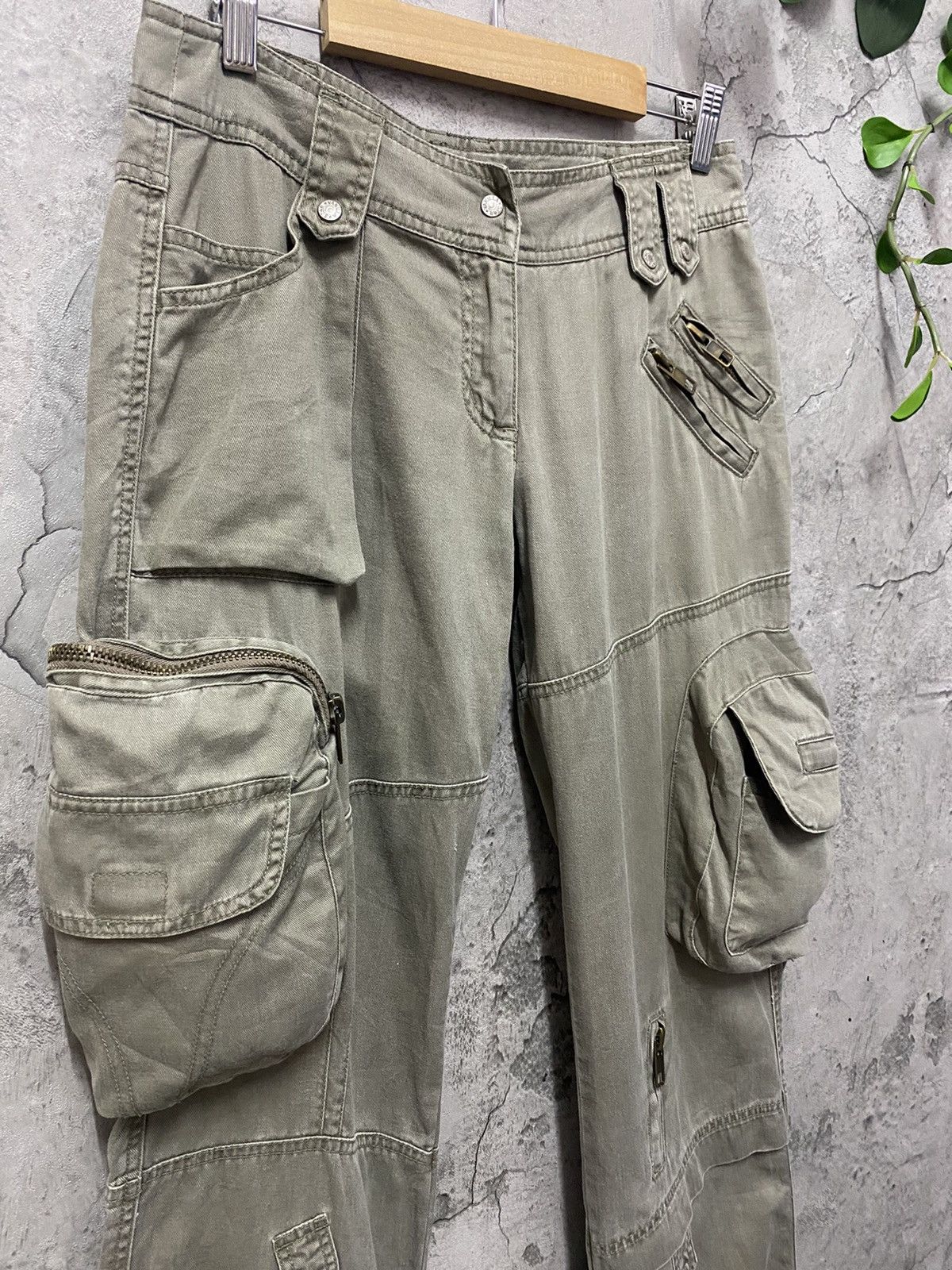 Designer × Japanese Brand Vanilla sky Japan Reconstructed Gas Mask Cargo Pants Vintage Size US 30 / EU 46 - 7 Thumbnail