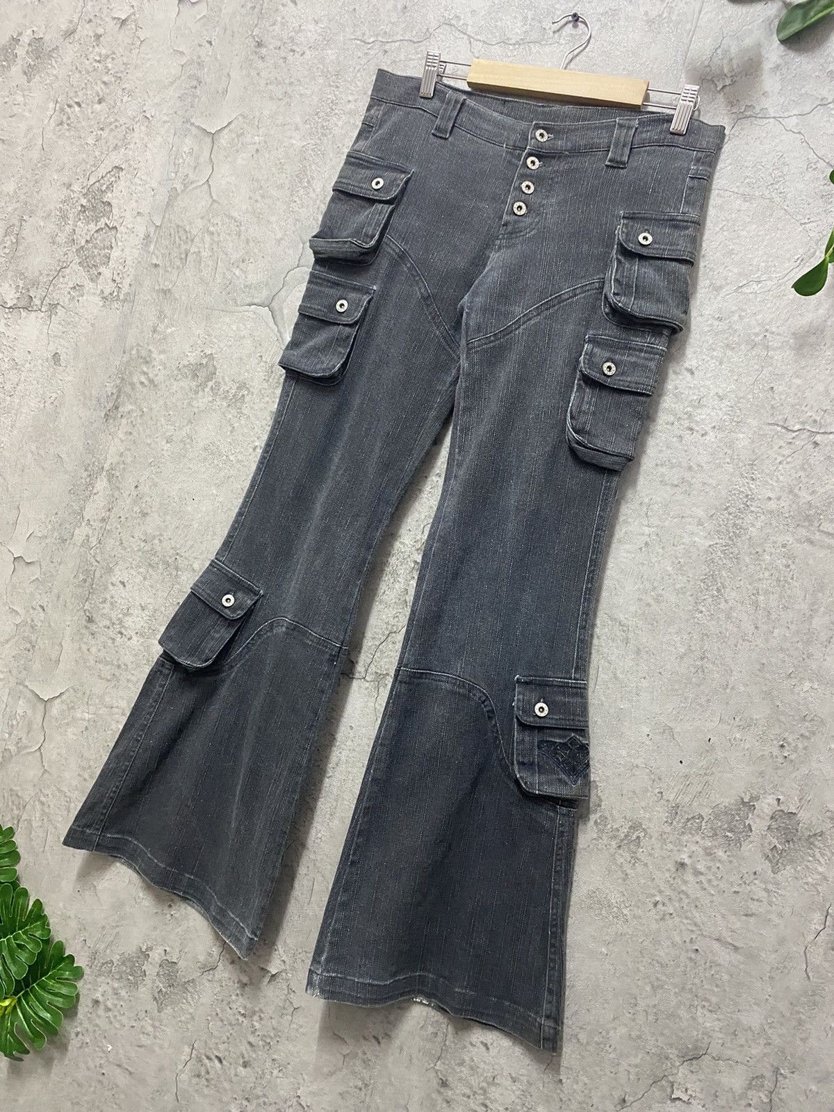 Designer × Japanese Brand × Vintage Lowbox Japan Multi Pocket Crazy Flared Cargo Pants Vintage Size US 31 - 3 Thumbnail