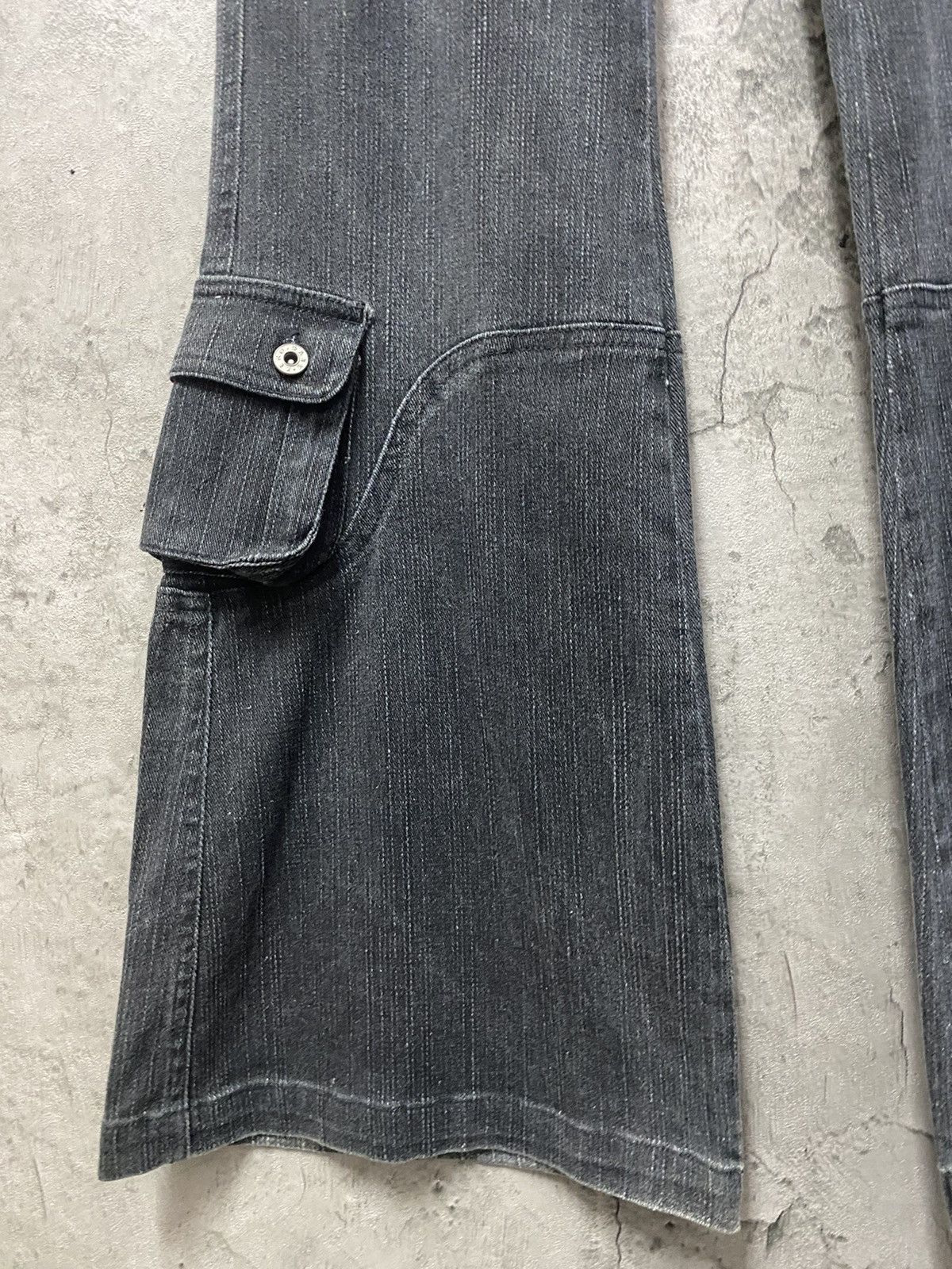 Designer × Japanese Brand × Vintage Lowbox Japan Multi Pocket Crazy Flared Cargo Pants Vintage Size US 31 - 8 Thumbnail