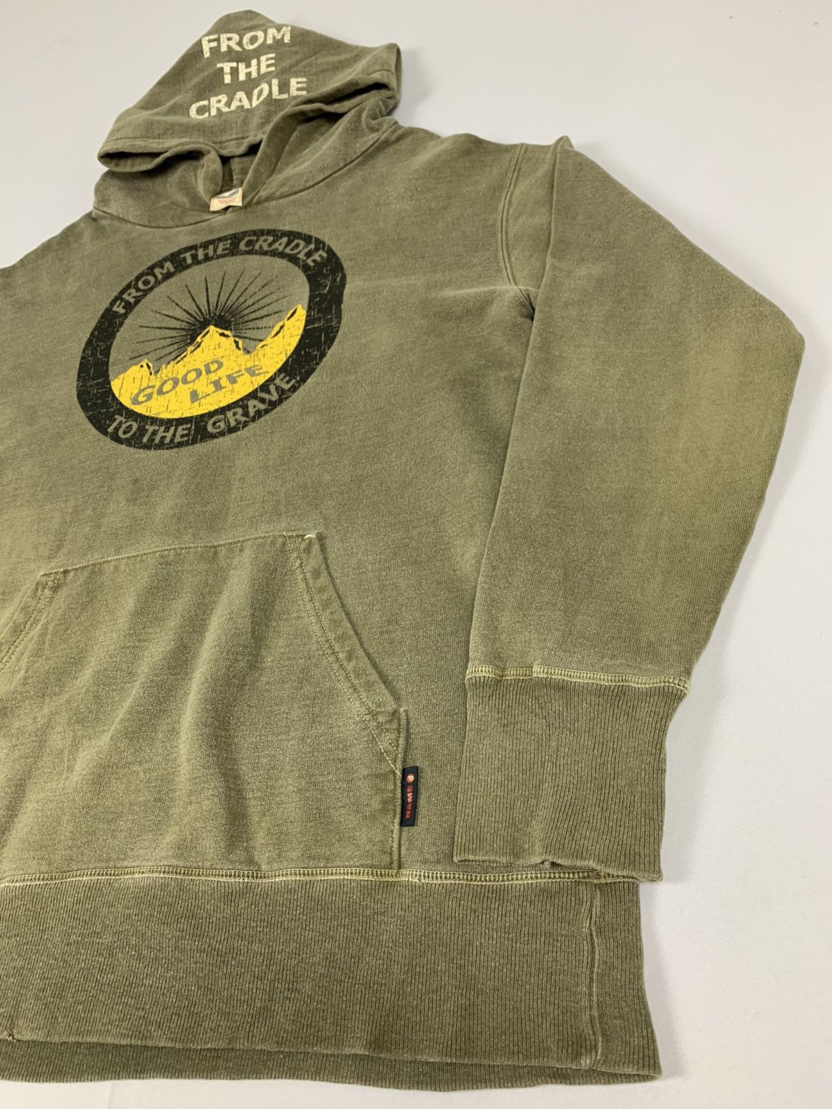 Goodlife × Japanese Brand × The Mountain RAYCASSIN Mountain Sunset BigLogo Graphic Hoodie Sweatshirt Size US L / EU 52-54 / 3 - 4 Thumbnail