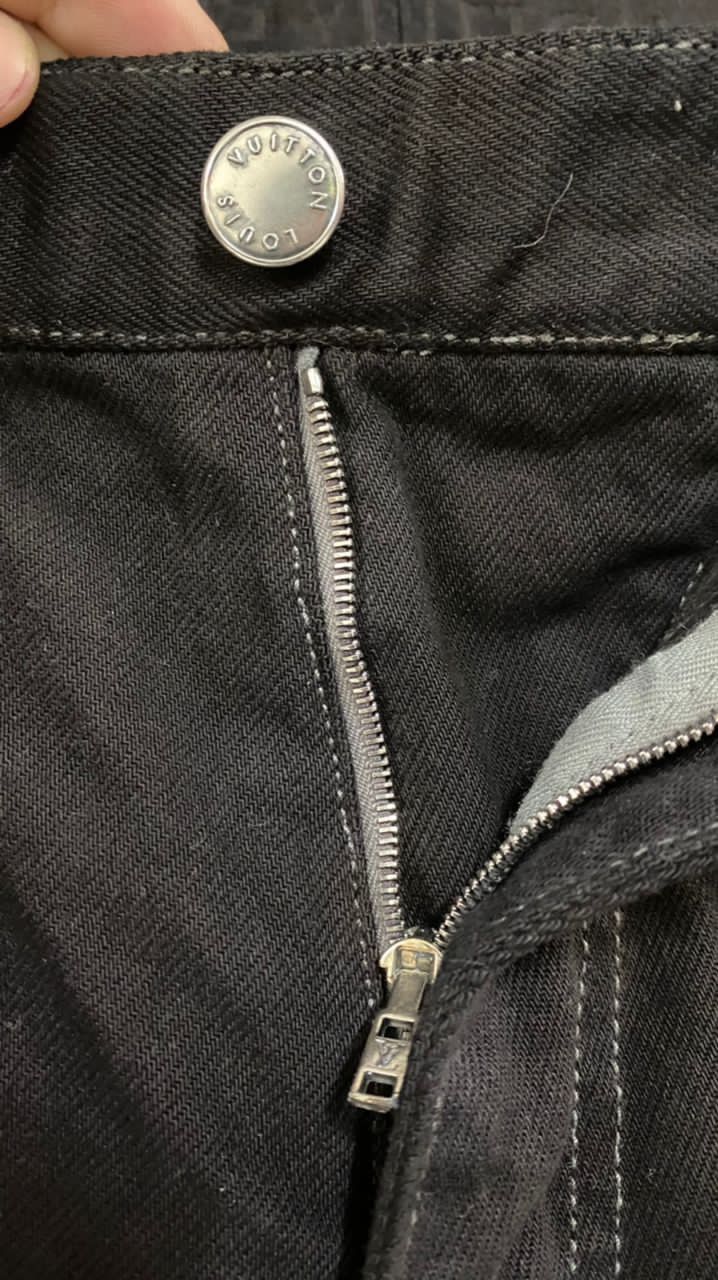 Louis Vuitton Louis Vuitton Black Denim Pants W32 Size US 32 / EU 48 - 5 Thumbnail