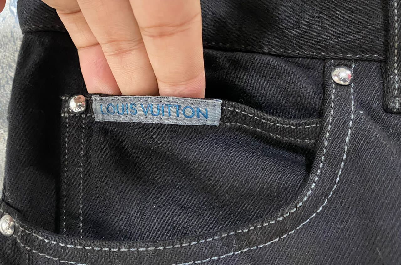 Louis Vuitton Louis Vuitton Black Denim Pants W32 Size US 32 / EU 48 - 3 Thumbnail