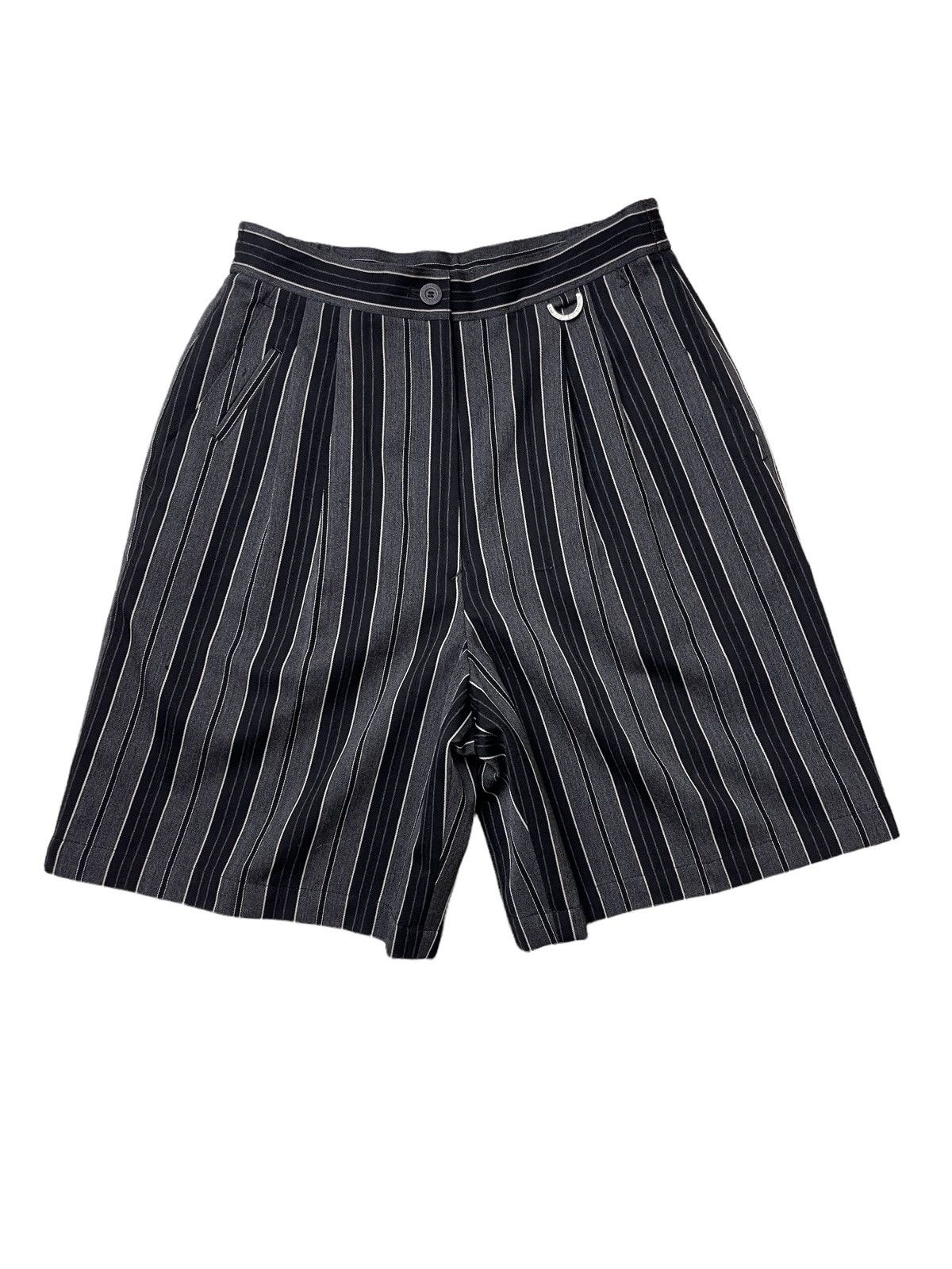Christian Dior Monsieur Christian Dior High Waist Shortpants Size 26" / US 2 / IT 38 - 1 Thumbnail