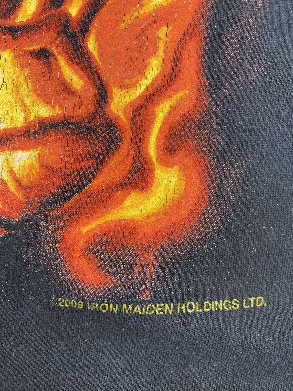 Iron Maiden Vintage Iron Maiden 2009 Tee T Shirt Size L Size US L / EU 52-54 / 3 - 10 Thumbnail