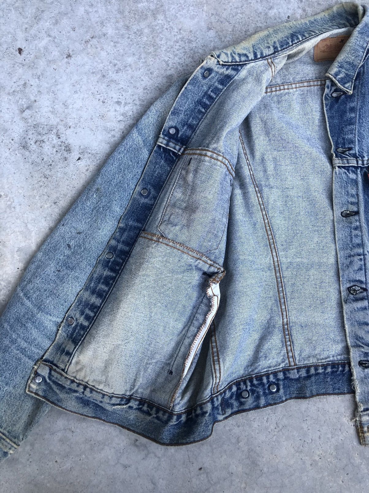 Levi's Vintage 70s Levi’s Big E Denim Jacket Distressed Size US L / EU 52-54 / 3 - 10 Thumbnail