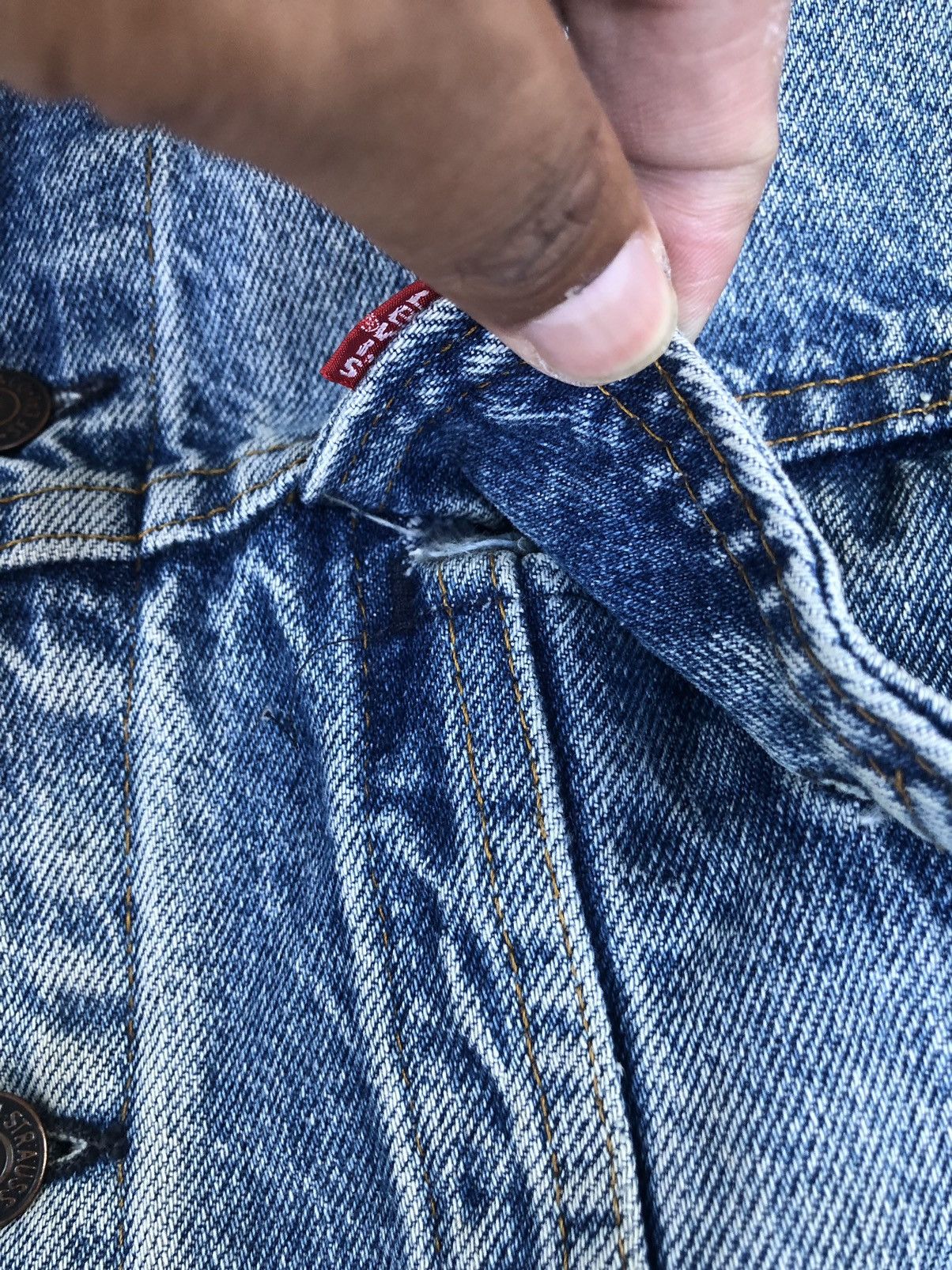 Levi's Vintage 70s Levi’s Big E Denim Jacket Distressed Size US L / EU 52-54 / 3 - 19 Thumbnail
