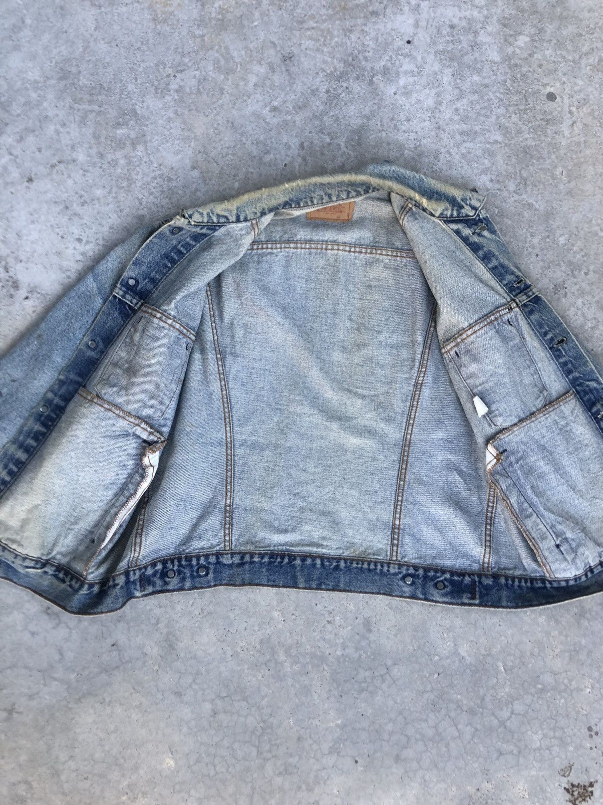 Levi's Vintage 70s Levi’s Big E Denim Jacket Distressed Size US L / EU 52-54 / 3 - 9 Thumbnail