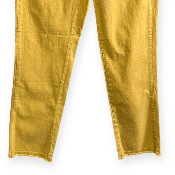 Nili Lotan New with Tag Nili Lotan Montauk Pant in Tuscan Yellow, size Size 25" / US 0 / IT 36 - 7 Thumbnail