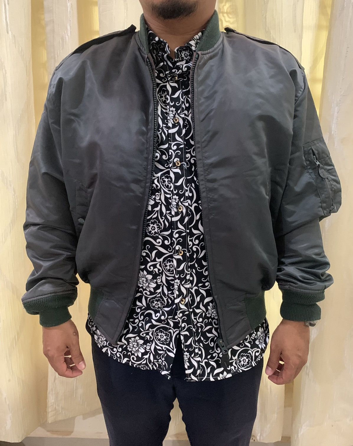 Japanese Brand Vintage Sunfaded Flight Bomber Jacket Size US M / EU 48-50 / 2 - 9 Thumbnail