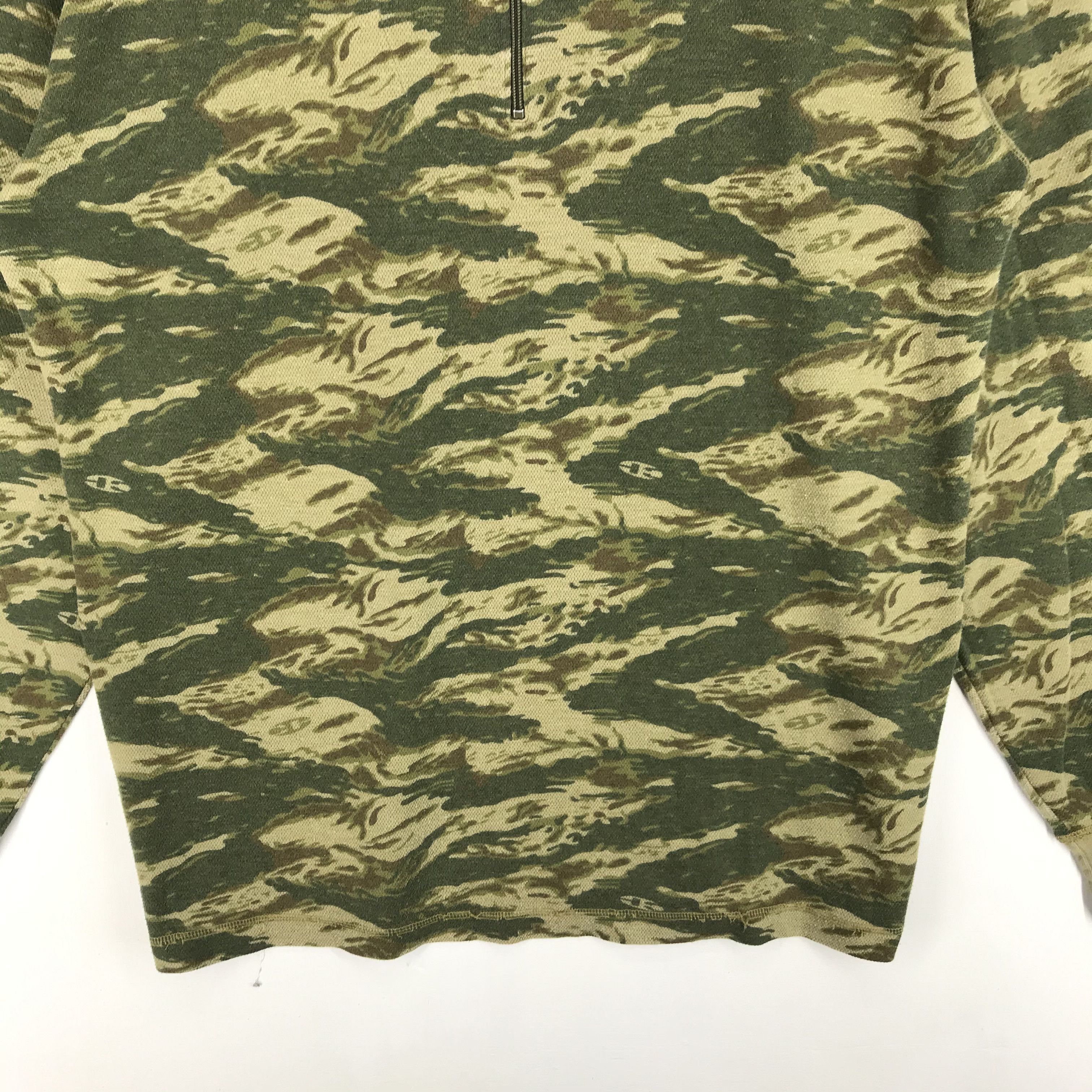 Chevignon CHEVIGNON PRODUCTS Camouflage Sweatshirt #2273-79 Size US M / EU 48-50 / 2 - 3 Thumbnail