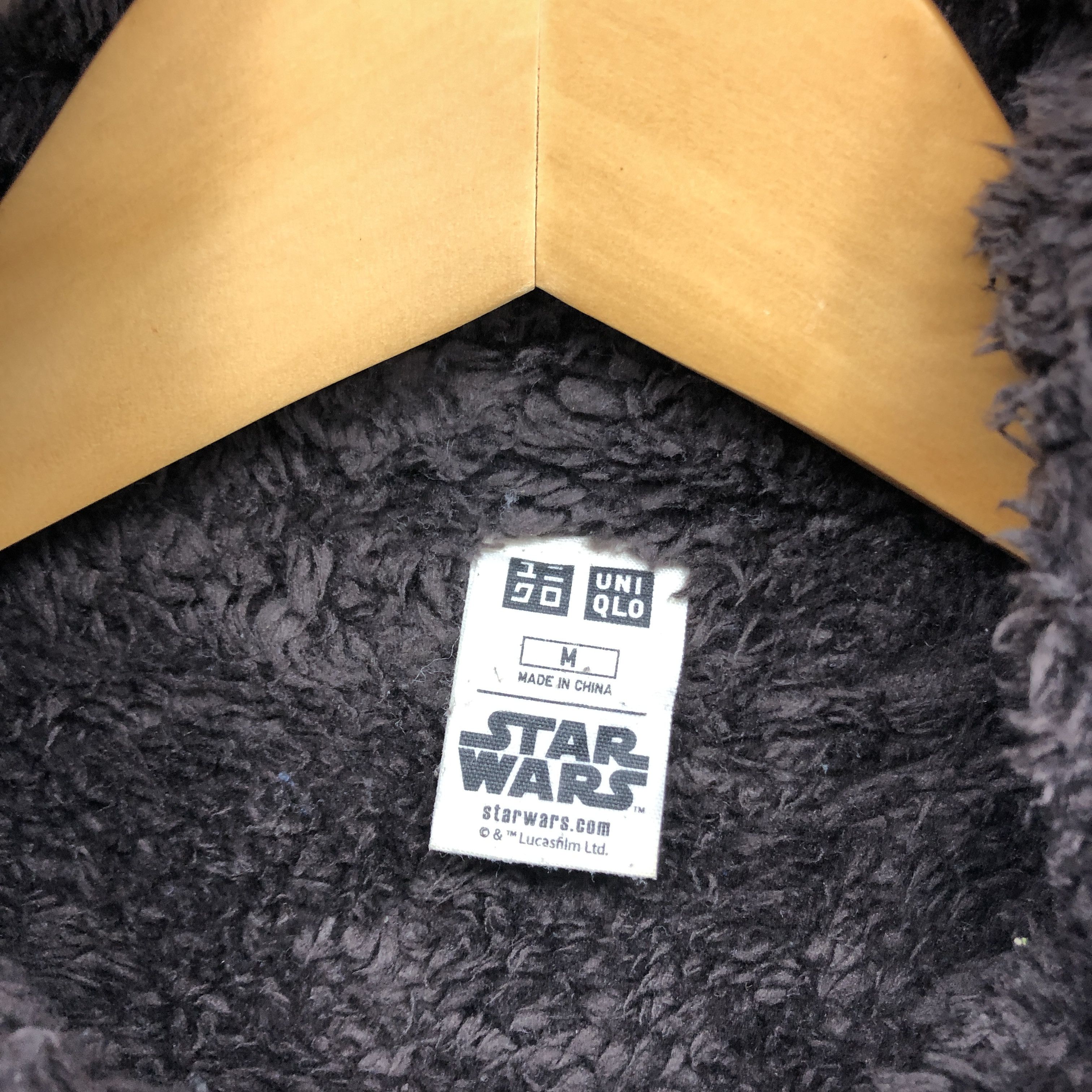 Uniqlo UNIQLO x STAR WARS Warm Zipper Hoodie #1036-36 Size US S / EU 44-46 / 1 - 7 Thumbnail