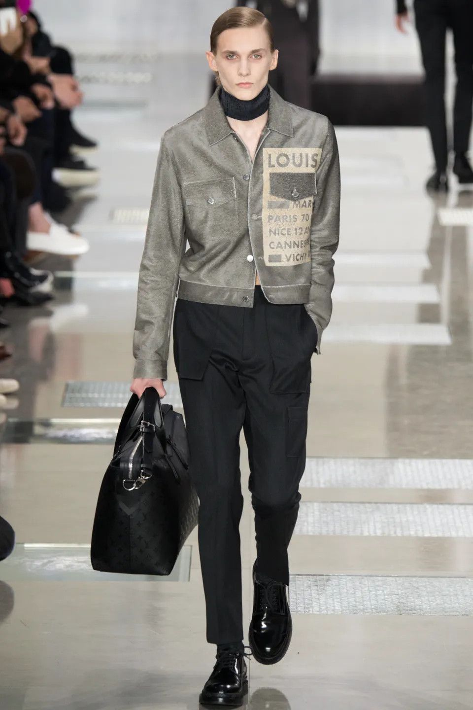 Louis Vuitton LV Fall 2016 Men Runway bag Size ONE SIZE - 10 Thumbnail