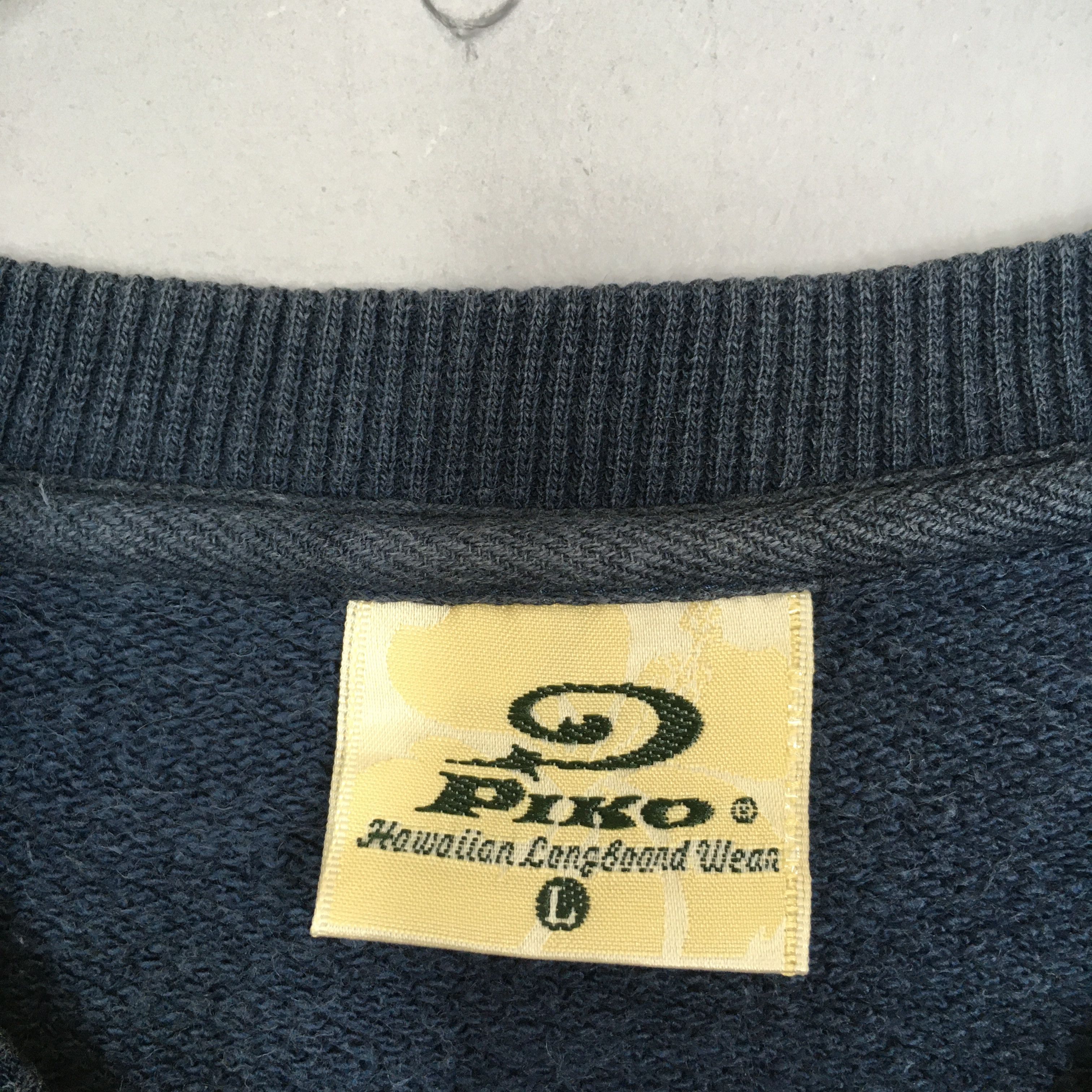 Vintage Vintage Piko Hawaiian Longboard Sweatshirt Size L Size US L / EU 52-54 / 3 - 7 Thumbnail