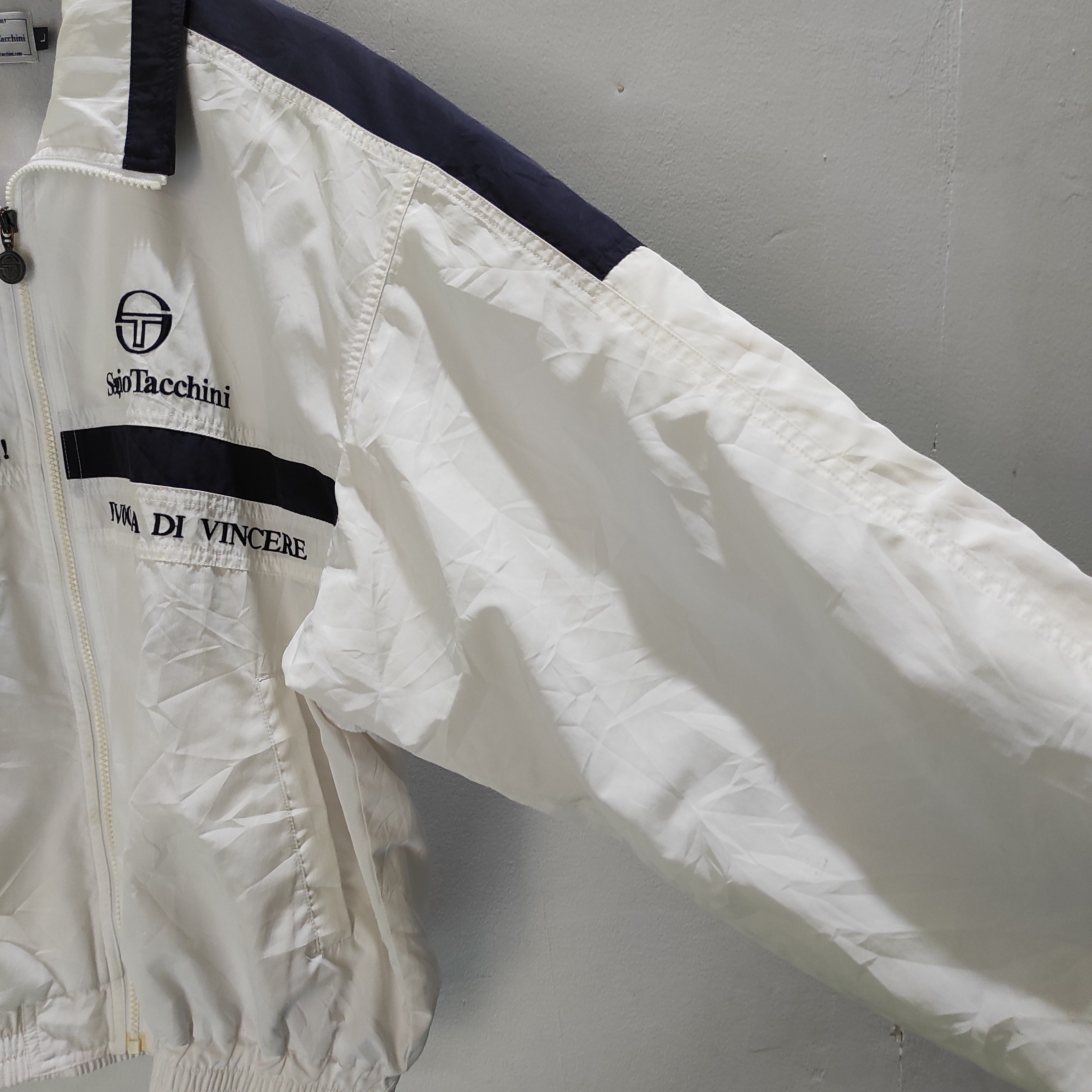 Sergio Tacchini Vintage Sergio Tacchini Windbreaker Jacket Size US L / EU 52-54 / 3 - 13 Thumbnail