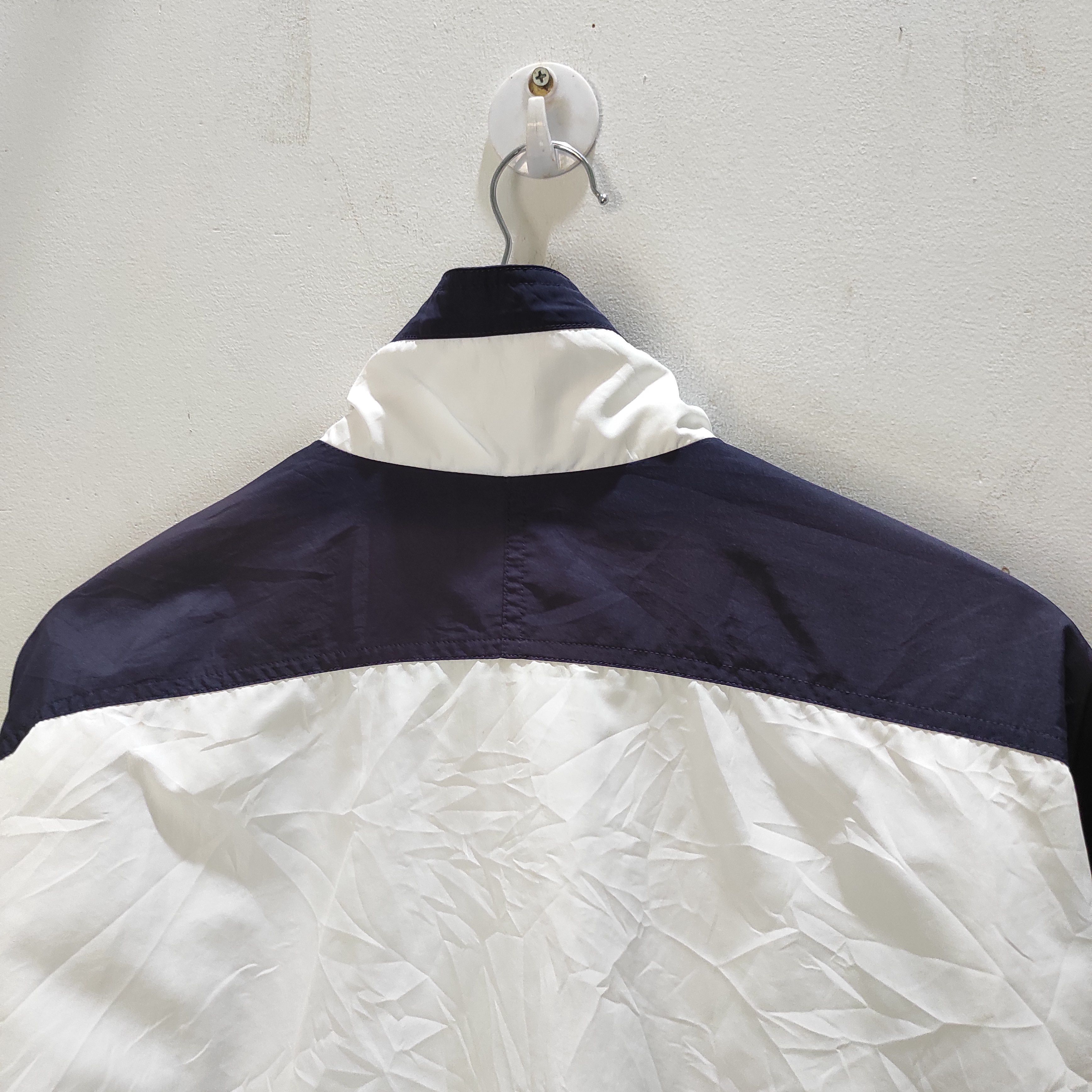 Sergio Tacchini Vintage Sergio Tacchini Windbreaker Jacket Size US L / EU 52-54 / 3 - 21 Thumbnail