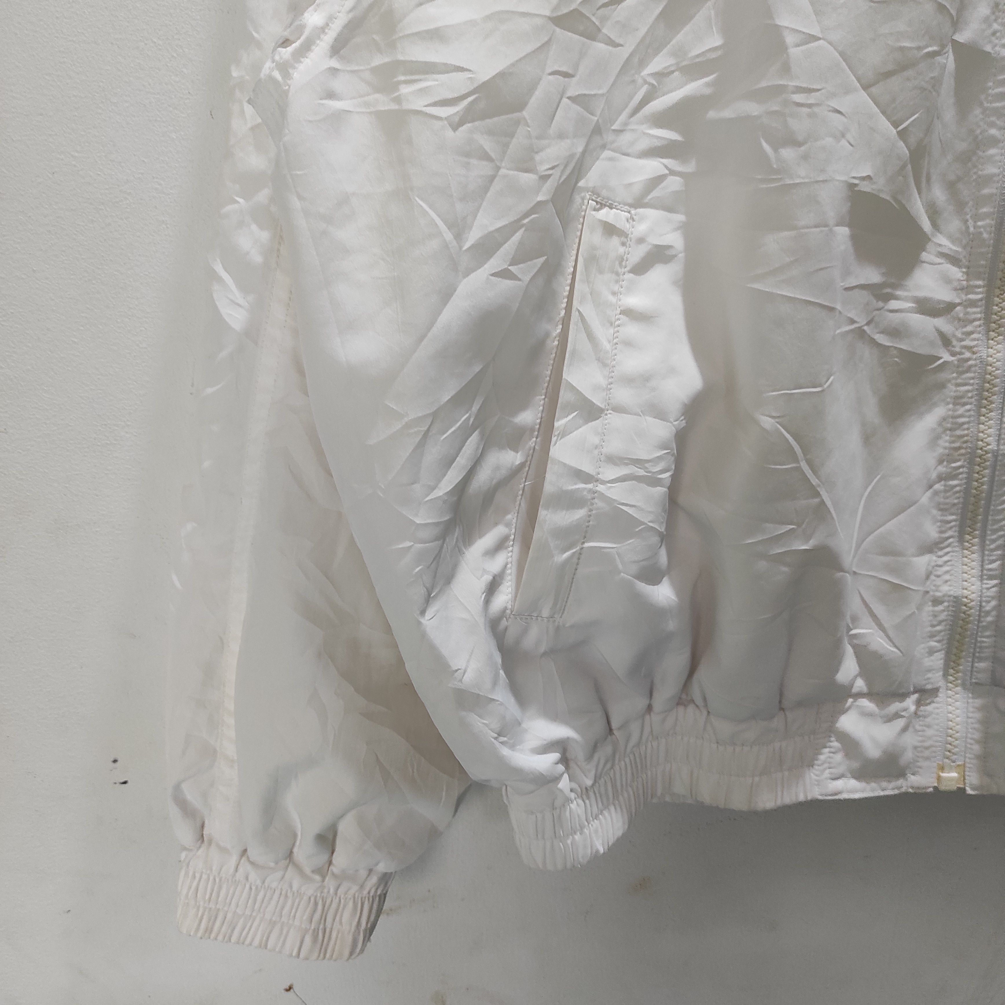 Sergio Tacchini Vintage Sergio Tacchini Windbreaker Jacket Size US L / EU 52-54 / 3 - 5 Thumbnail