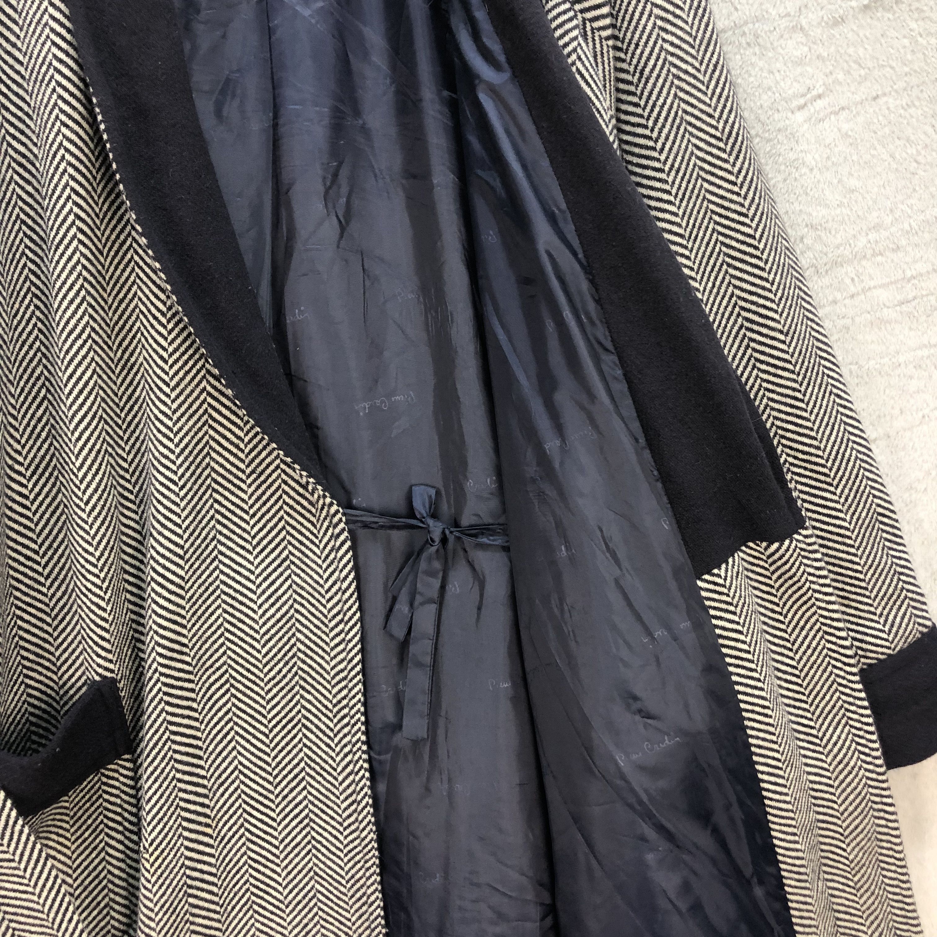 Pierre Cardin PIERRE CARDIN Herringbone Robe #6734-83 Size US L / EU 52-54 / 3 - 7 Thumbnail