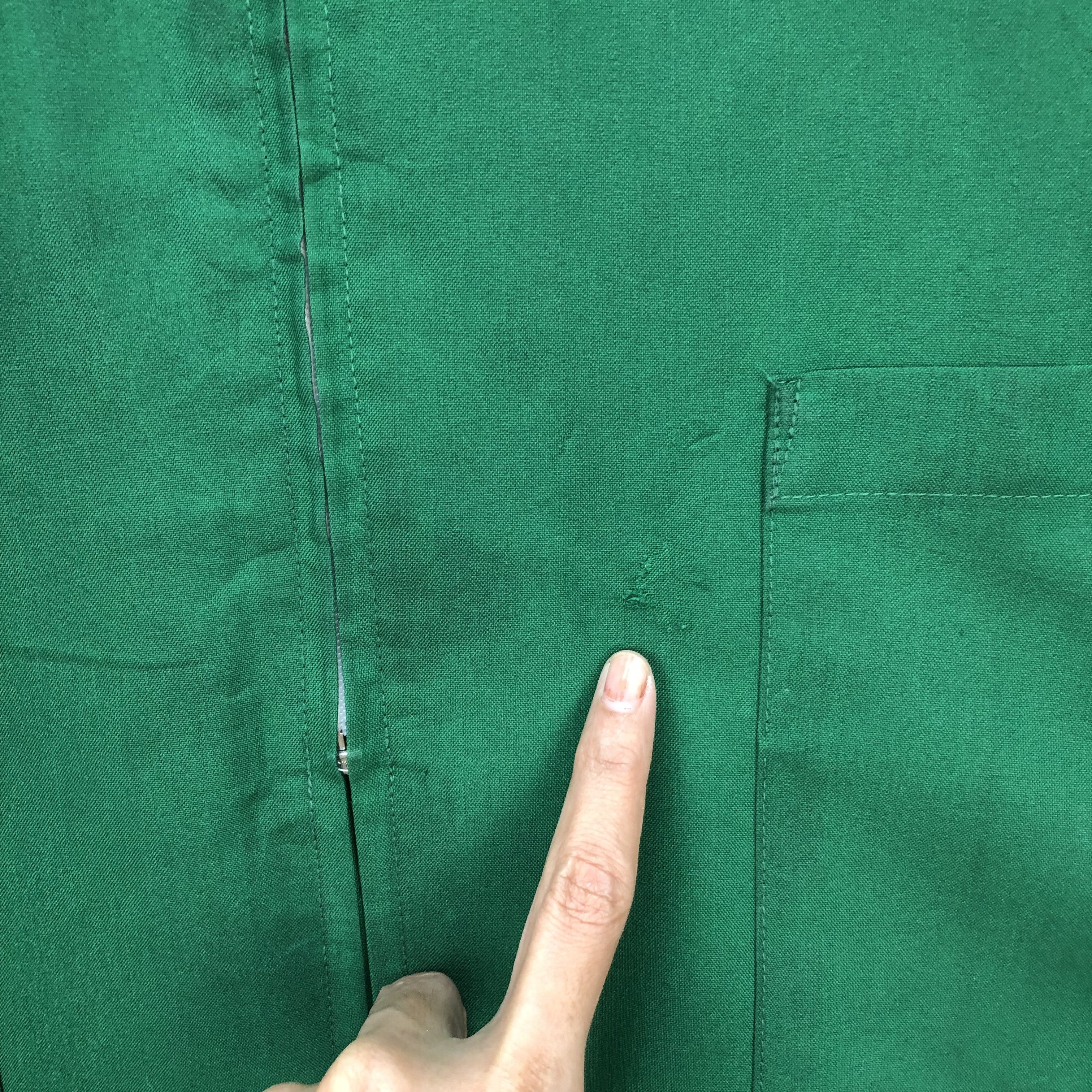 Japanese Brand VINTAGE 90'S 7 ELEVEN UNIFORM L/S ZIPPER JACKET #5532-196 Size US M / EU 48-50 / 2 - 5 Thumbnail