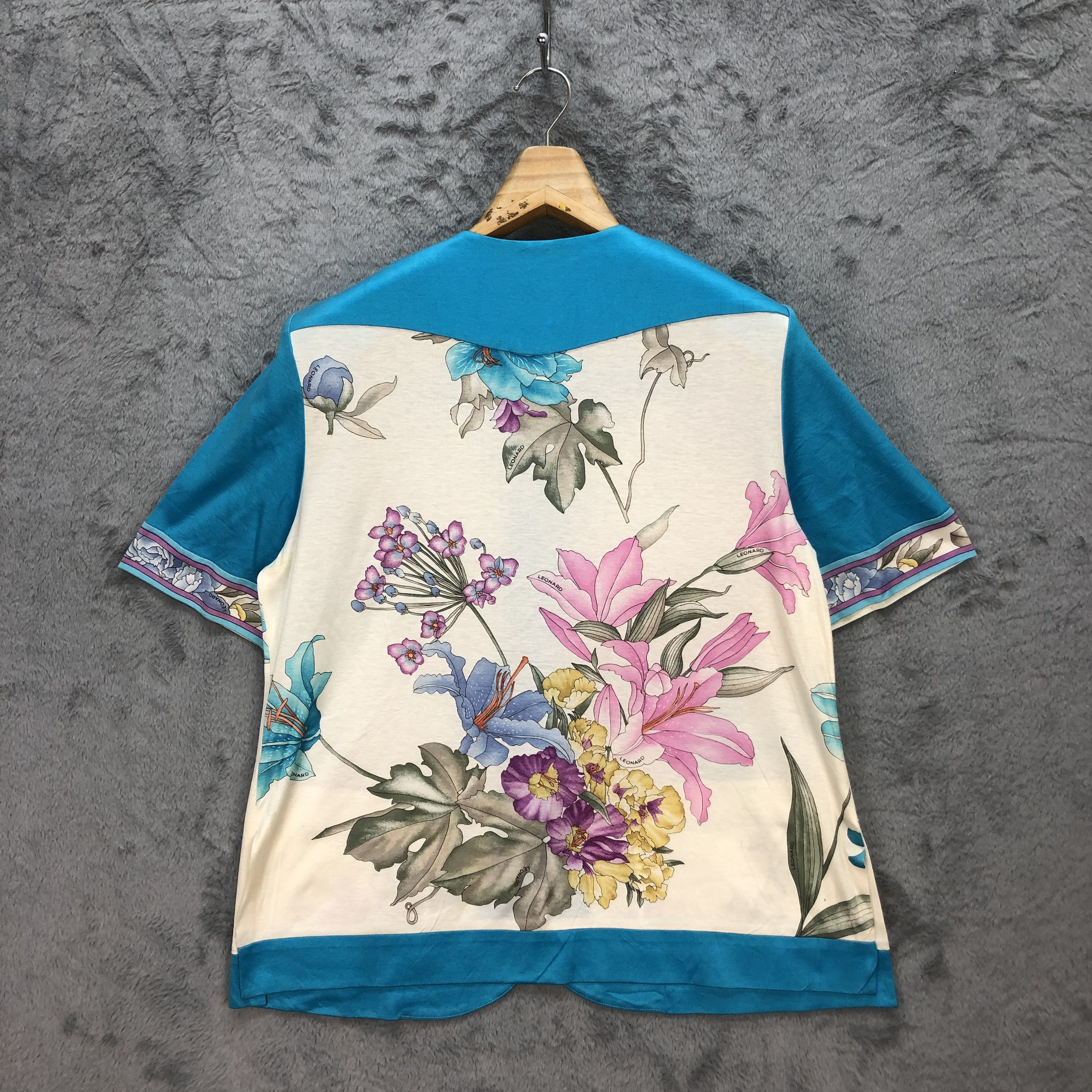 Japanese Brand LEONARD FASHION PARIS MADE IN JAPAN FLORAL SHIRT #5606-200 Size M / US 6-8 / IT 42-44 - 11 Thumbnail