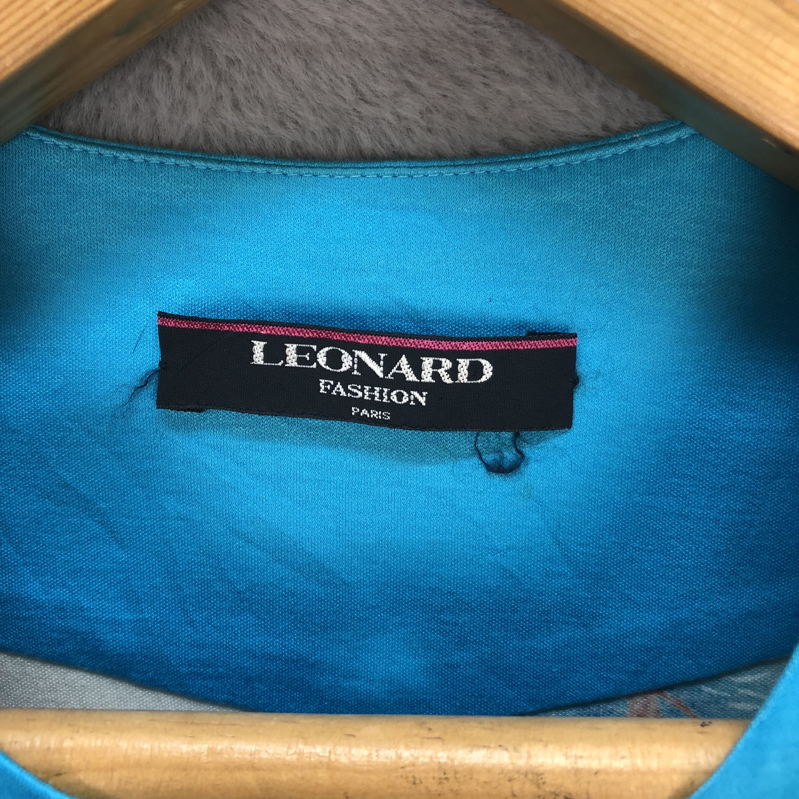 Japanese Brand LEONARD FASHION PARIS MADE IN JAPAN FLORAL SHIRT #5606-200 Size M / US 6-8 / IT 42-44 - 8 Thumbnail