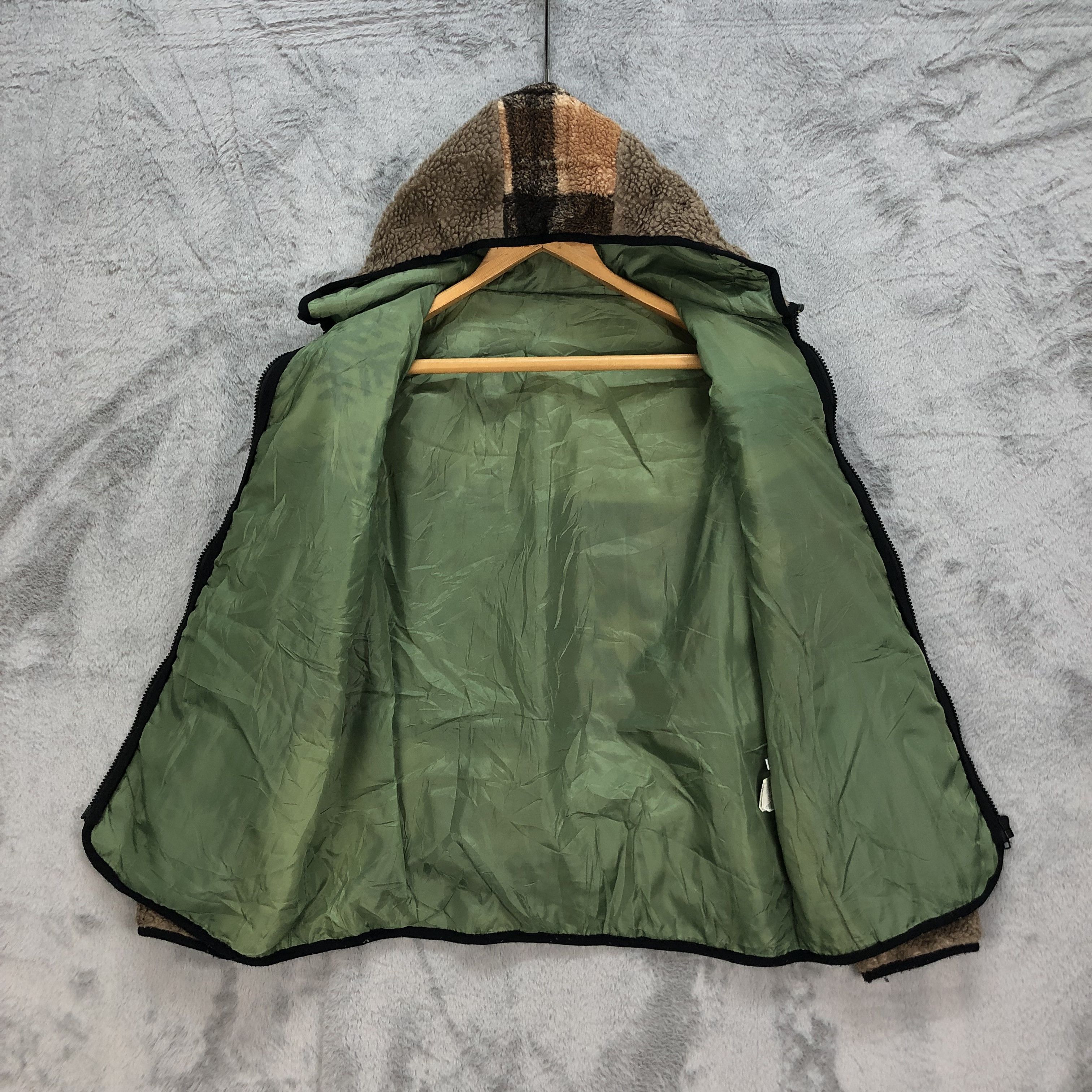 Japanese Brand agile Patchwork Design Boro Fleece Jacket #5409-188 Size US M / EU 48-50 / 2 - 6 Thumbnail