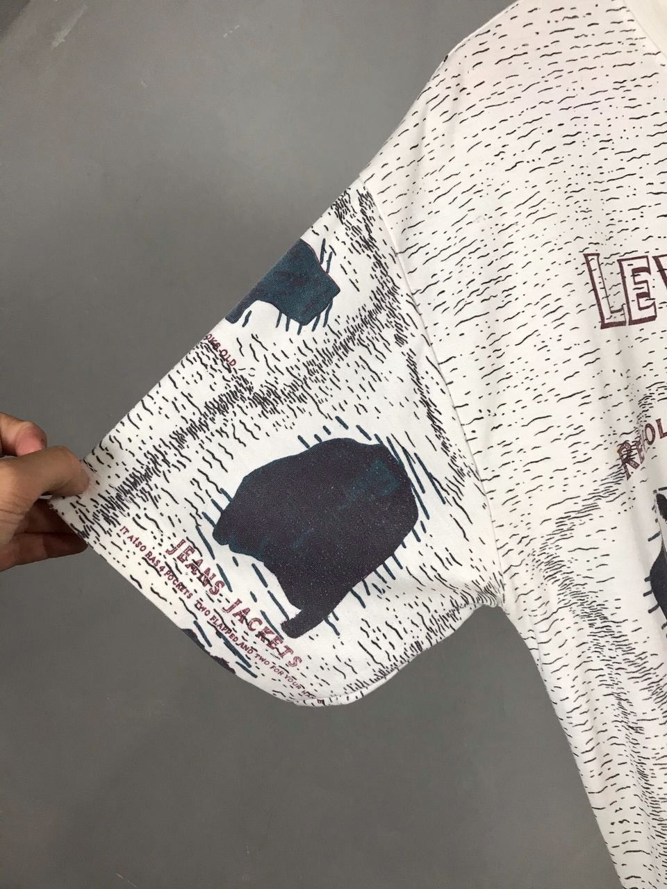Levi's Levi’s vintage overprinted tee made in USA Size US XL / EU 56 / 4 - 5 Thumbnail